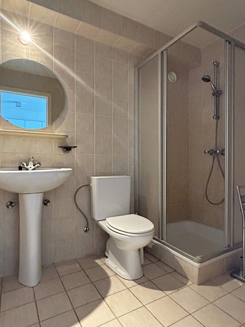 INSTAPKLAAR APPARTEMENT (57 m²) MET TERRAS IN HARTJE RUISELEDE foto 5