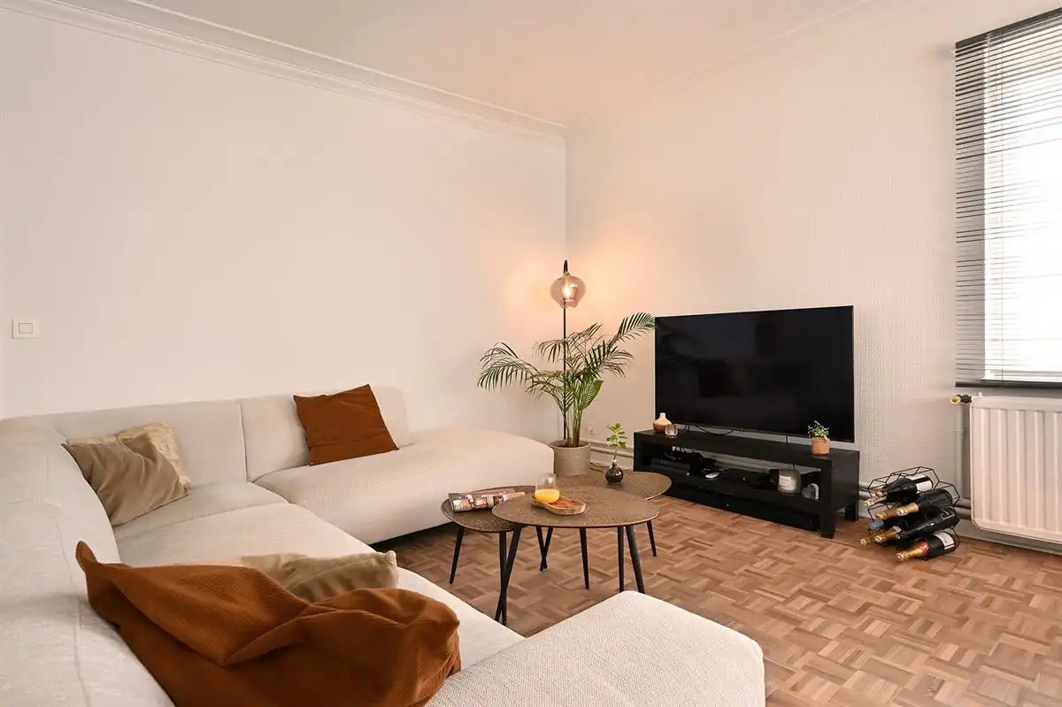 Mooi hoekappartement met garage foto 6