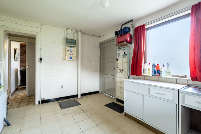 Halfopen bebouwing met 3 ruime slaapkamers foto 10