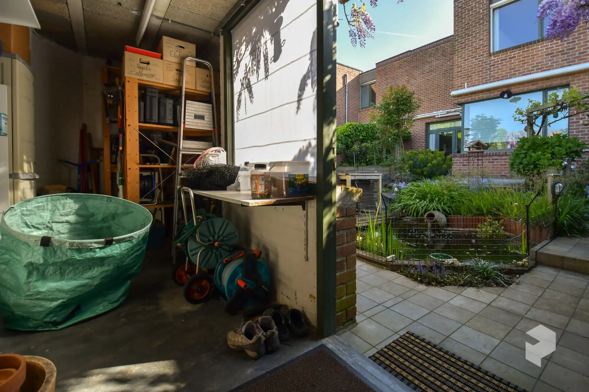 Ruime goed onderhouden woning met 3 slpk en tuin foto 22