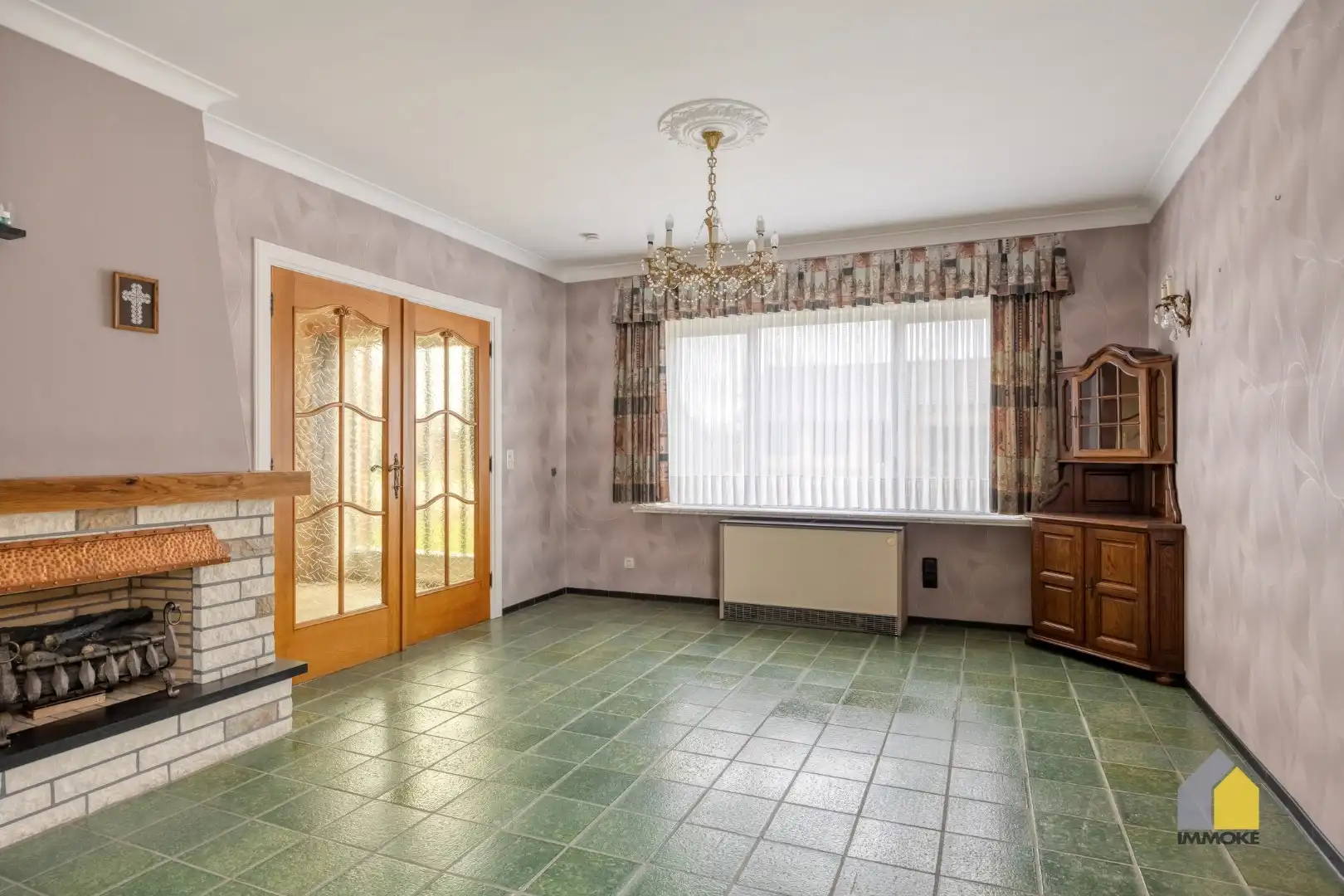 Neeroeteren: Op te frissen, vrijstaande woning op 8 a 53 ca met 5 slpks. foto 2