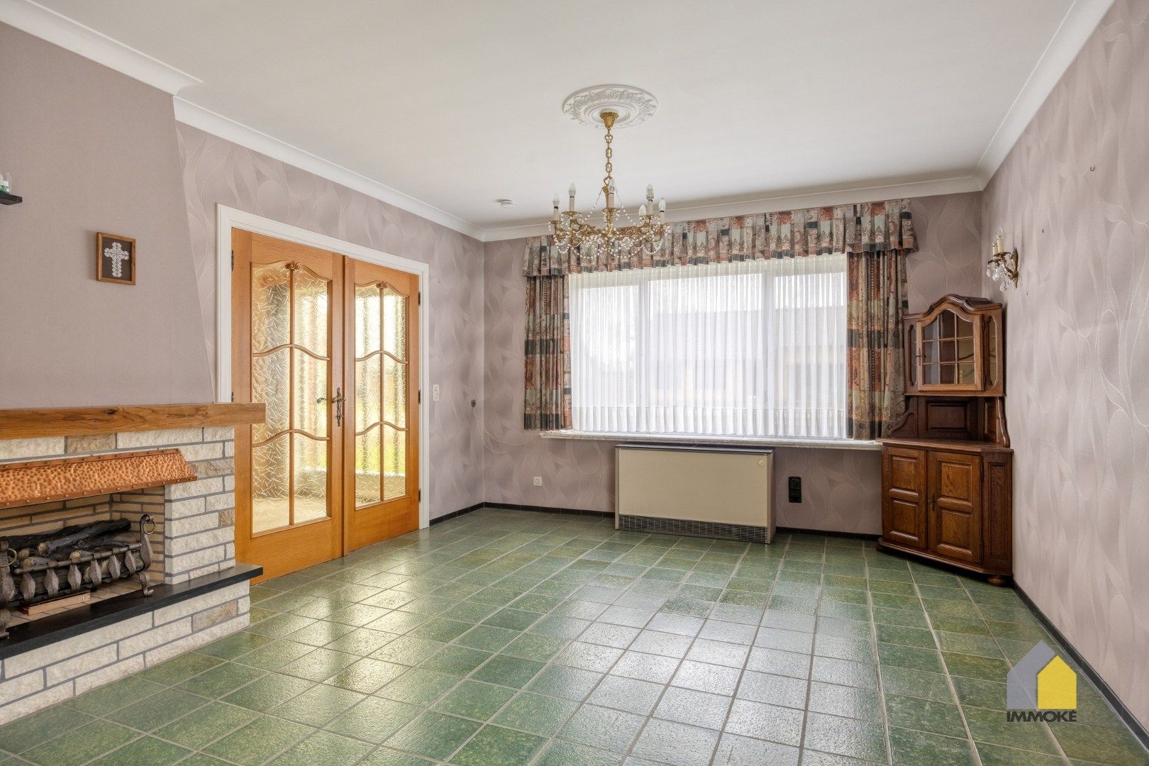 Neeroeteren: Op te frissen, vrijstaande woning op 8 a 53 ca met 5 slpks. foto 2