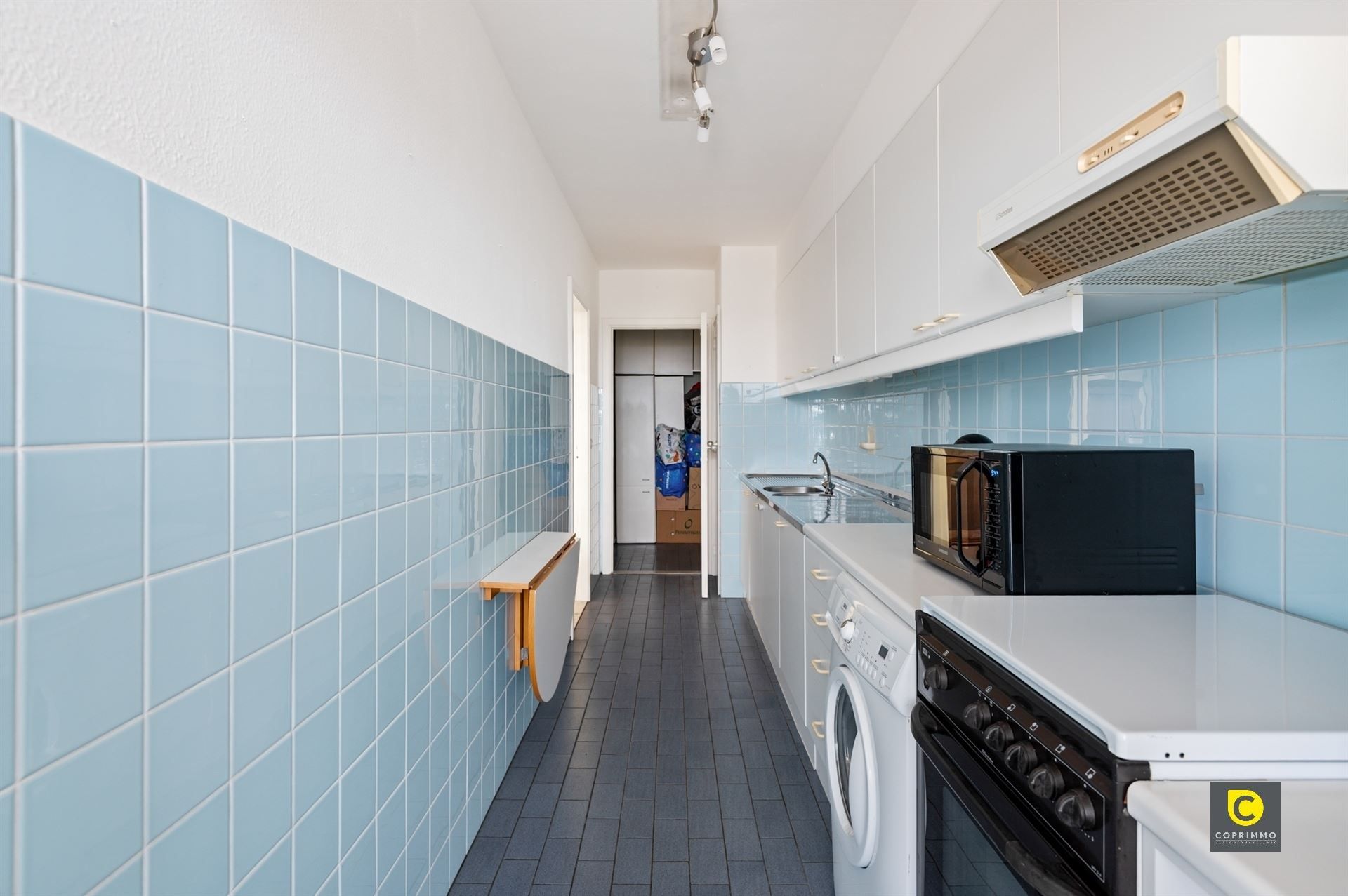 Instapklaar appartement met dubbel terras foto 7