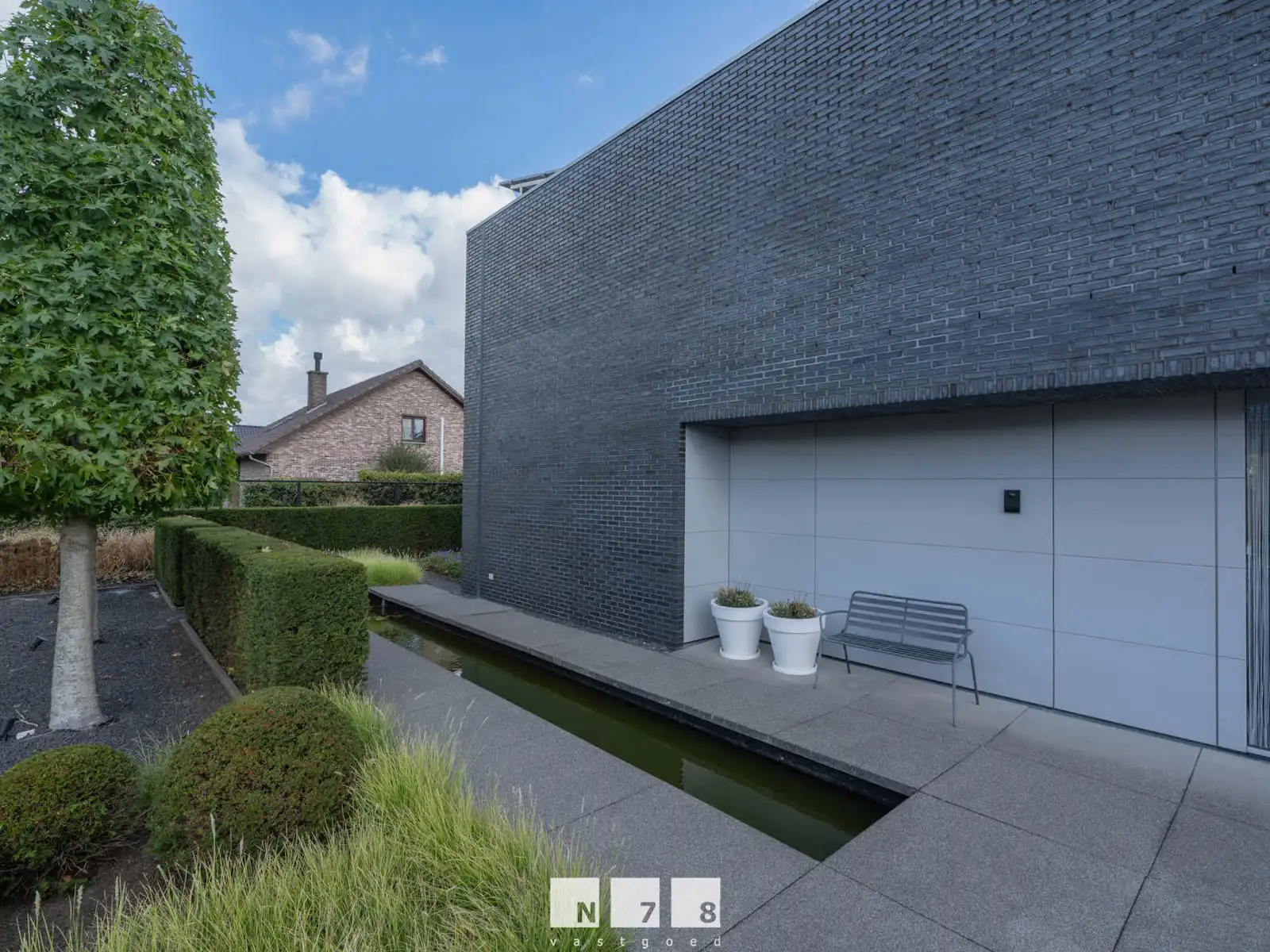 STIJLVOLLE VILLAWONING MET VERWARMD ZWEMBAD & POOLHOUSE OP 9A85CA IN ROTEM. foto 2