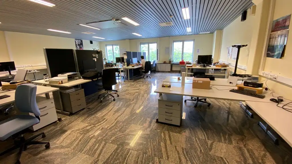 Budgetvriendelijke kantoren te huur vlakbij afrit E17 in Deinze foto 20