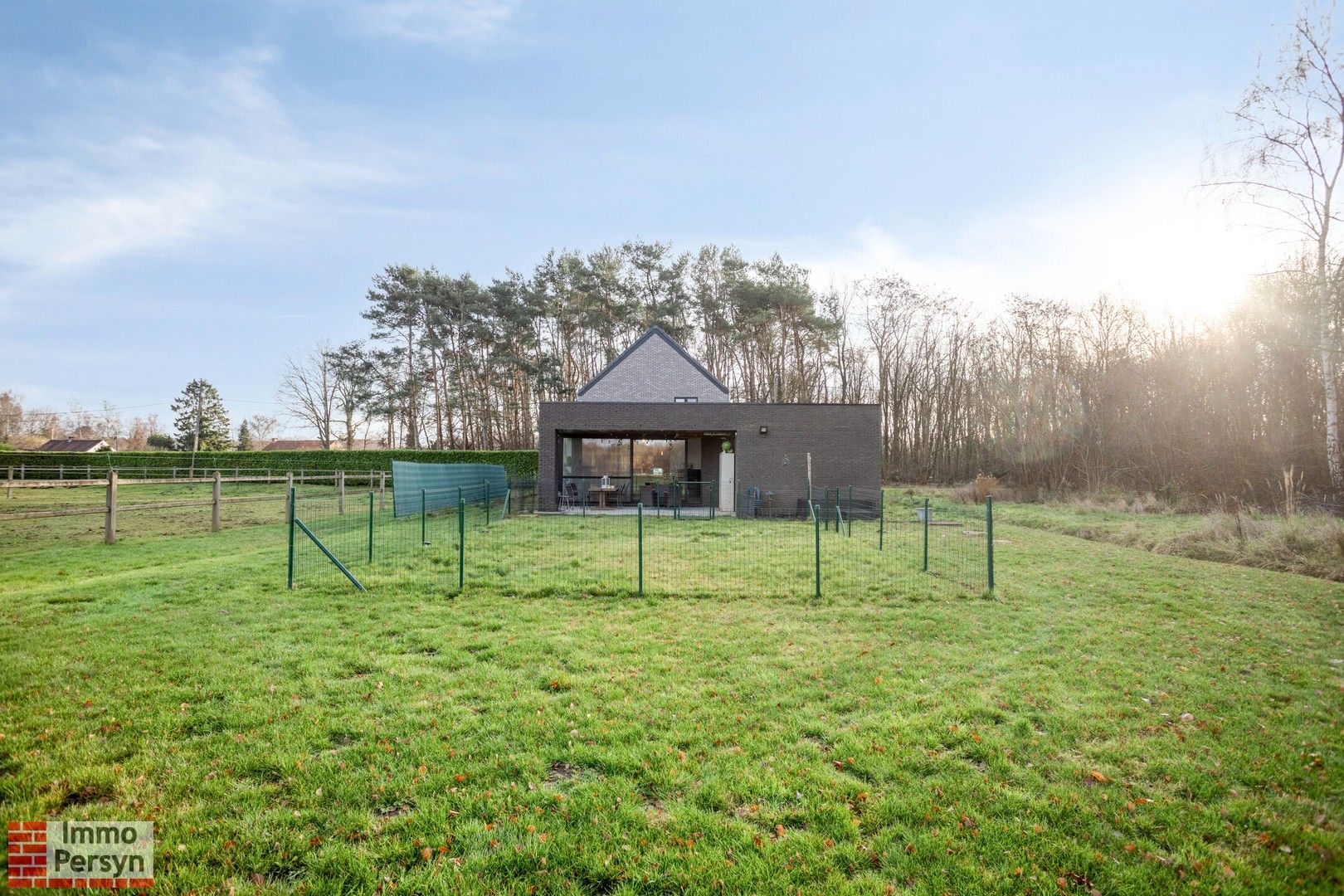 Landelijk gelegen open bebouwing op bijna 16 are. EPC A! foto 5