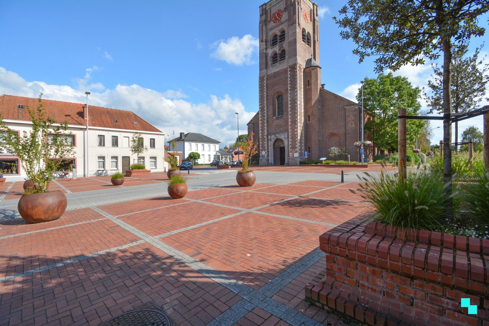 Zeer energiezuinig appartement op het dorpsplein van Sint-Eloois-Winkel foto 16