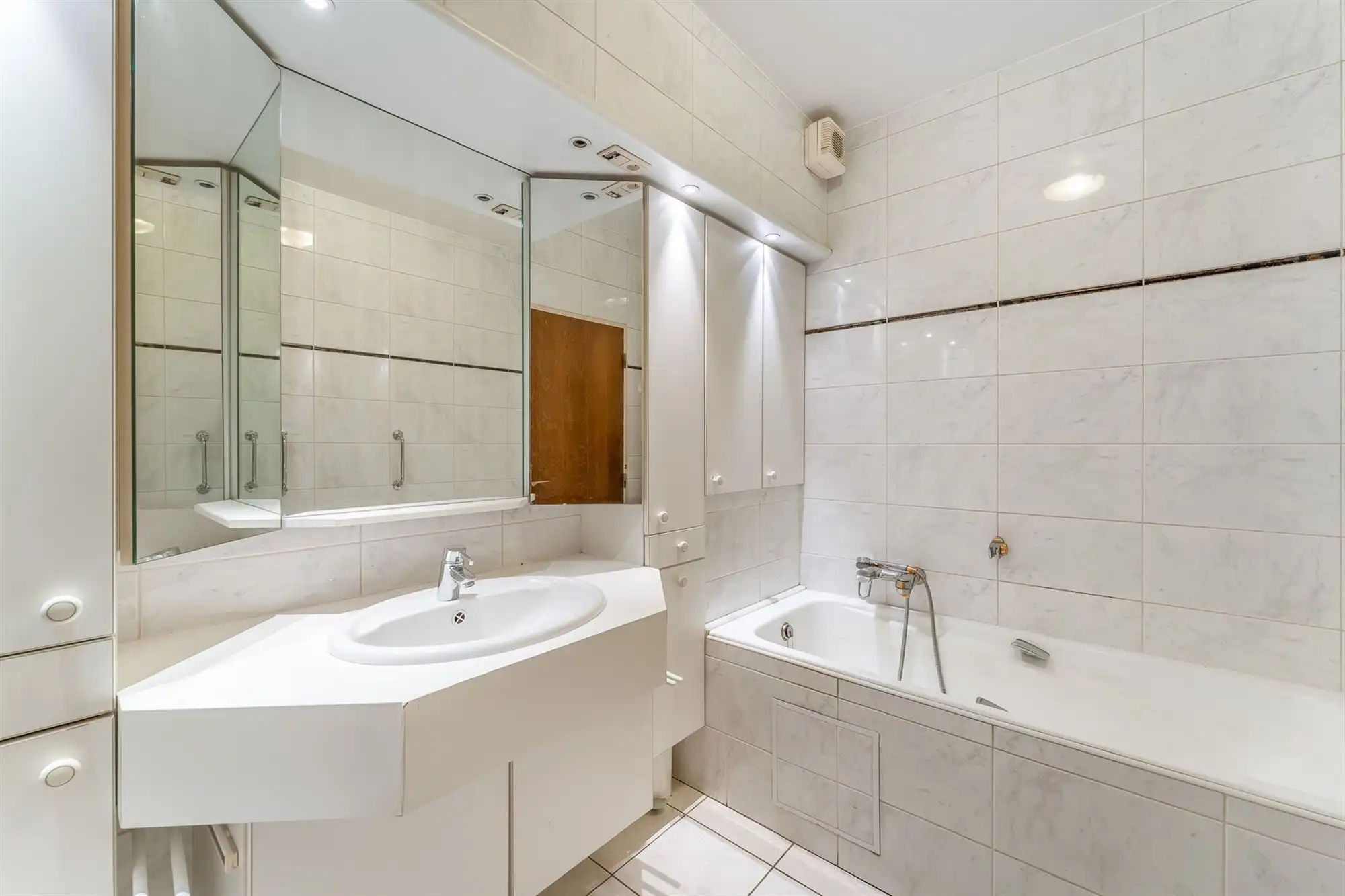 UNIEK APPARTEMENT (215M2!) MET VERANDA, TUIN, 4 SLPKS EN LIFT IN CENTRUM BALEN foto 14