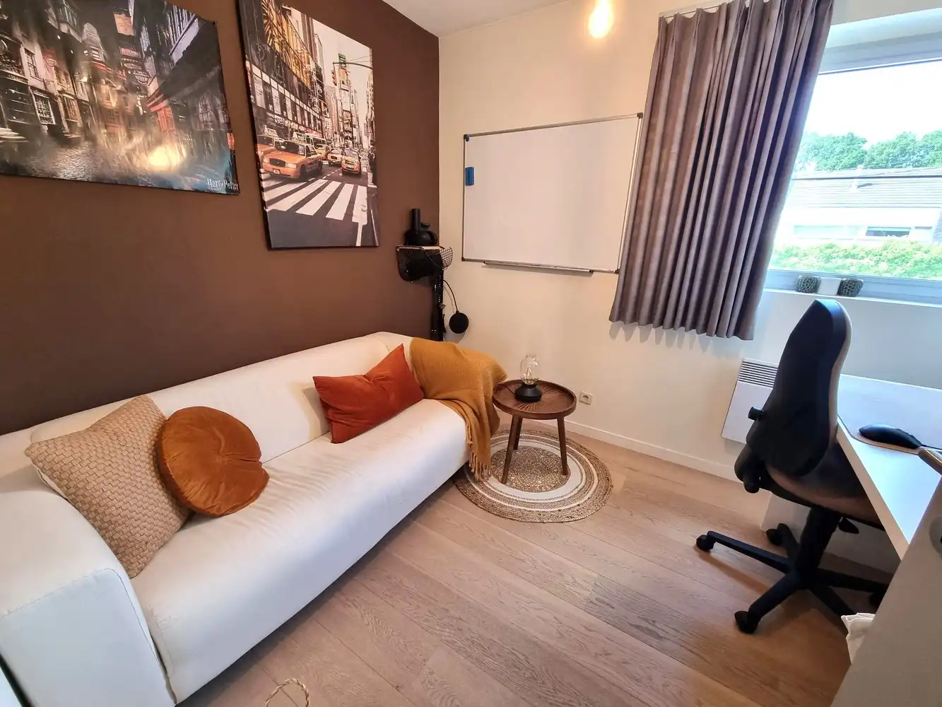 Prachtige villa woning, 5 slks, rustig gelegen met zonnige, diepe tuin voorzien van zwembad en poolhouse. foto 19