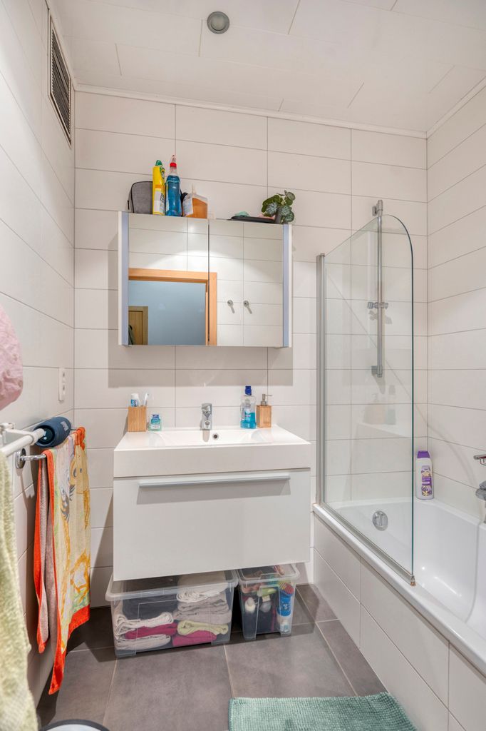  instapklaar 1-slaapkamerappartement met ruim terras foto 11