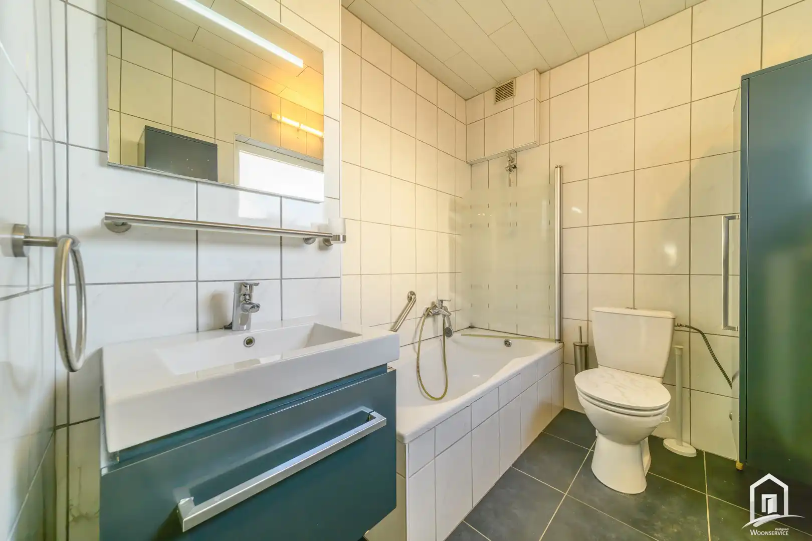 Multifunctionele woning met ruime garage foto 14