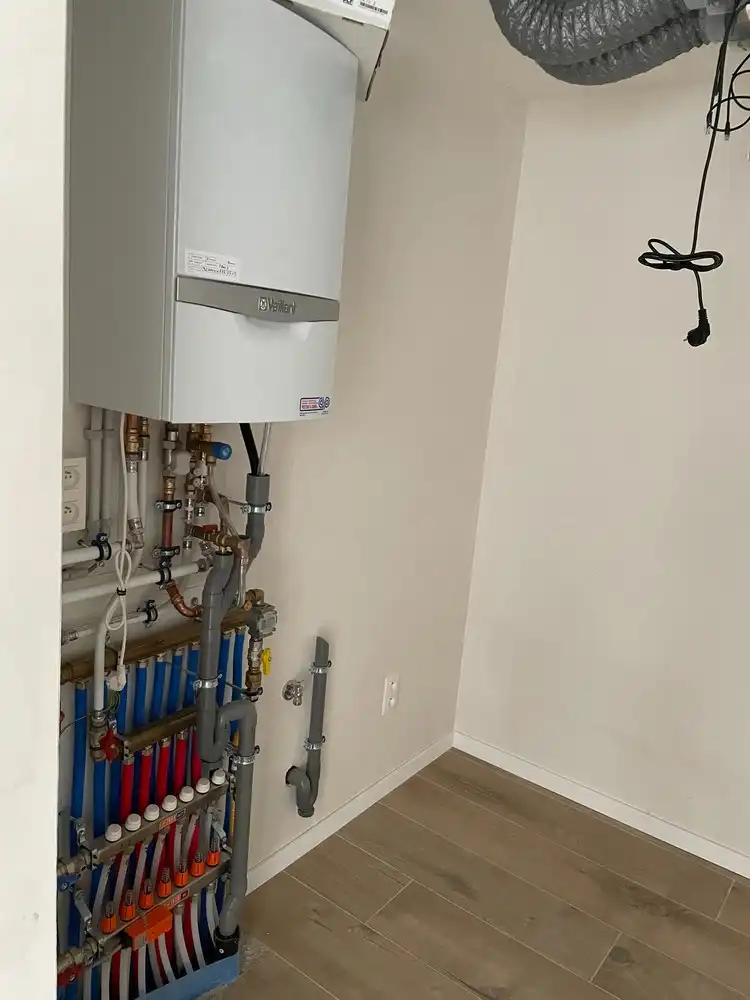 Prachtig nieuwbouw appartement van 3 jaar oud zéér rustig gelegen in het centrum met 2 slaapkamers en ruim terras. foto 16
