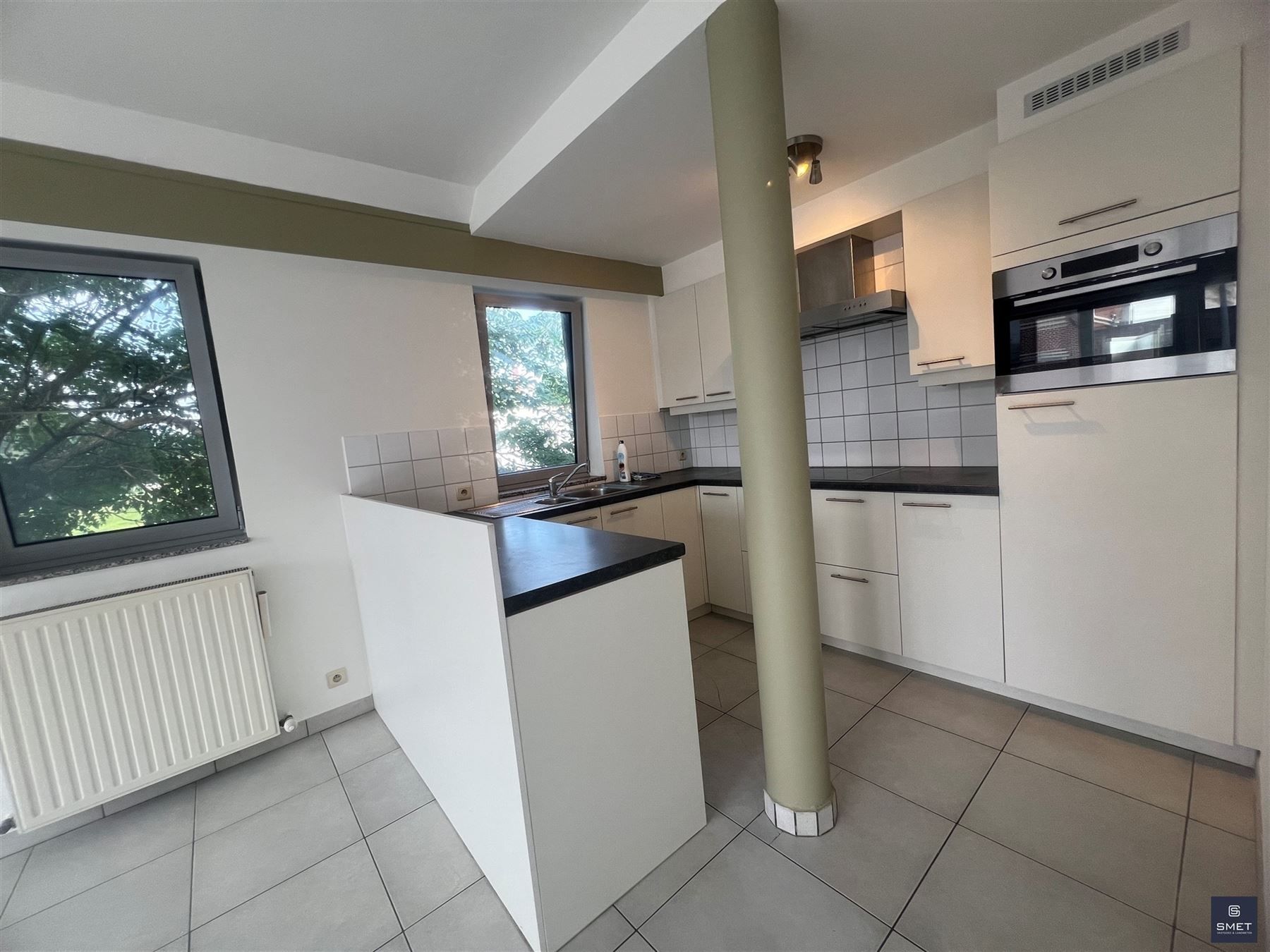 IDEALE INVESTERINGSEIGENDOM  APPT MET 3 SLPK EN GAR. foto 9