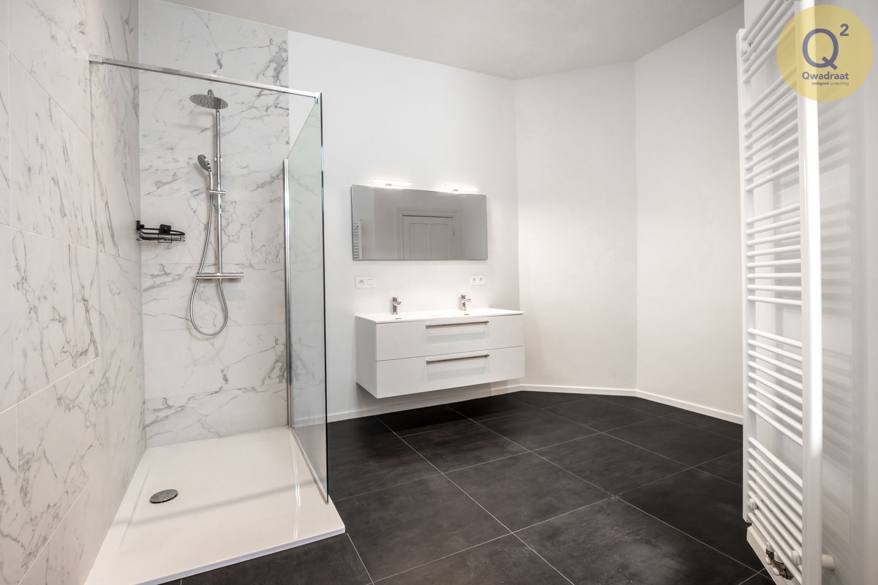 Volledig gerenoveerde woning met 3 slaapkamers nabij Park Spoor Oost foto 19