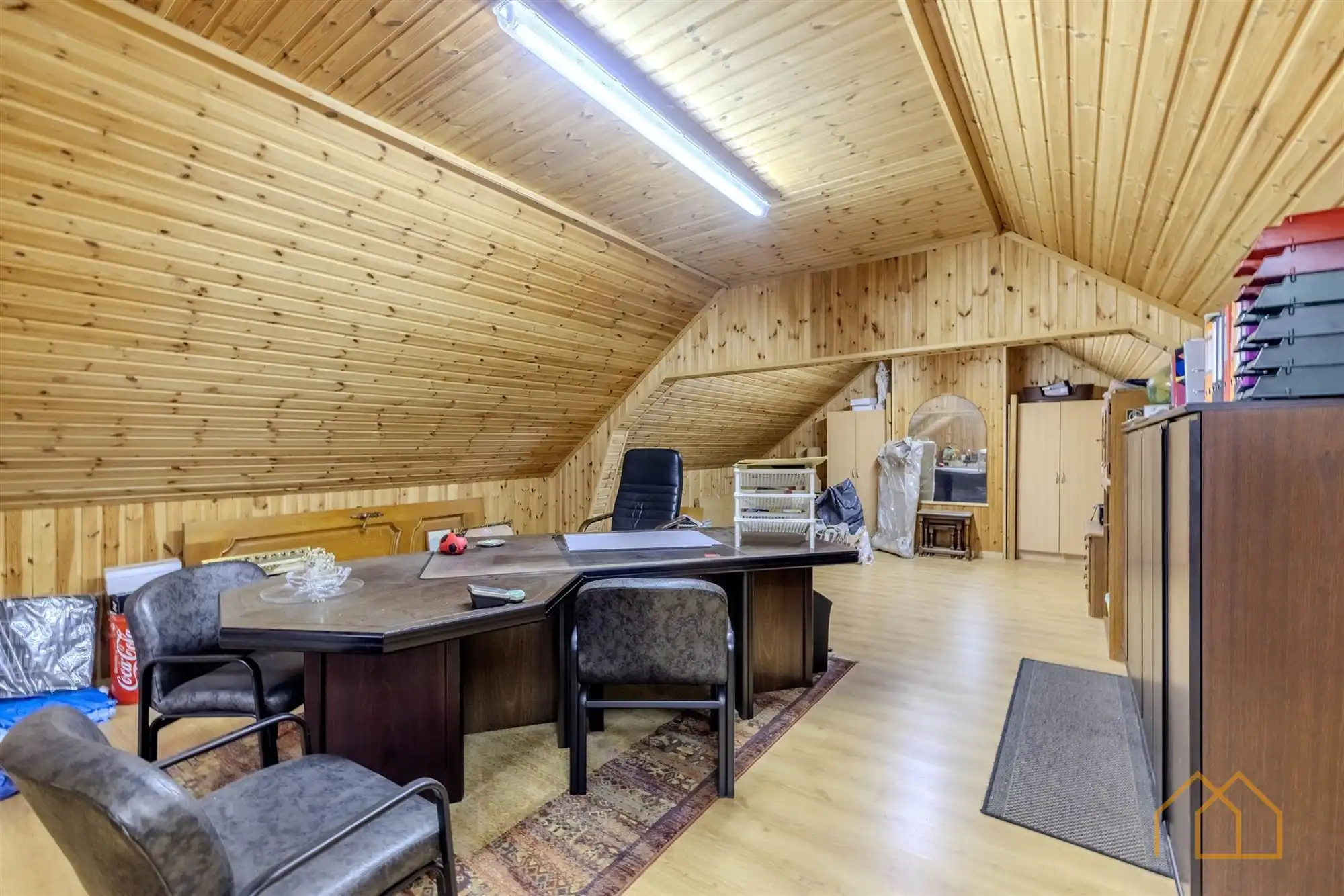 Ruime woning op 12a met veel kelder en garage foto 18