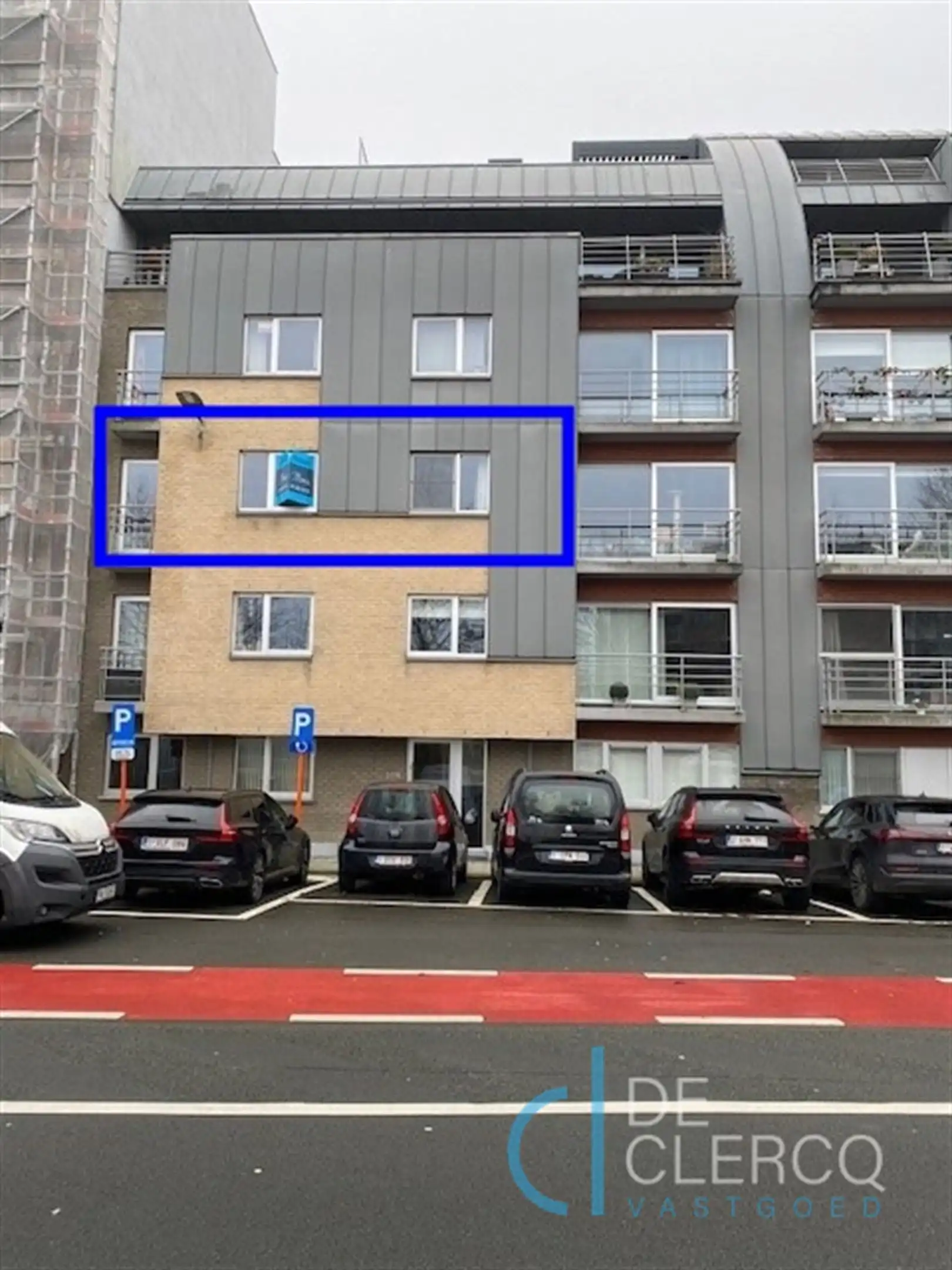 Gezellig appartement met autostaanplaats nabij centrum Gent foto {{pictureIndex}}