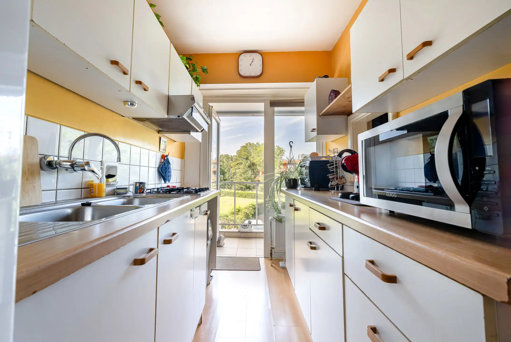 Appartement met 1 slaapkamer + bureau en een groot terras foto 4