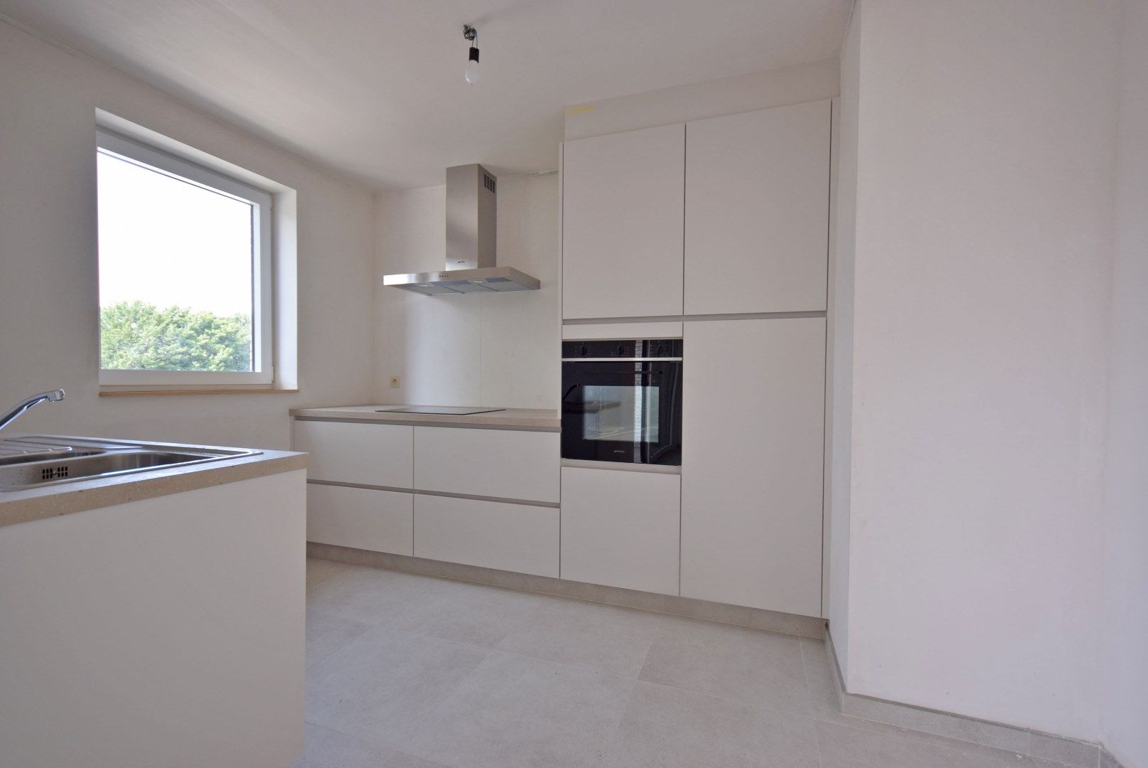NIEUWBOUWAPPARTEMENT MET TWEE SLAAPKAMERS EN TERRAS foto 4