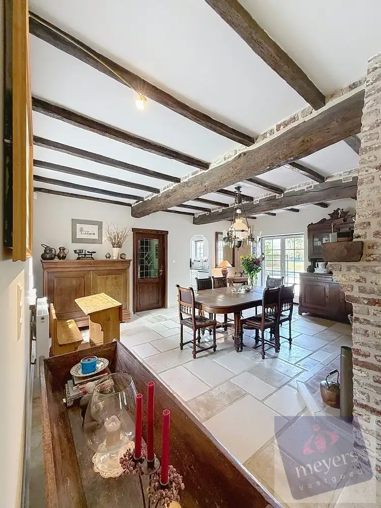 Hoeve met zwembad op 1,2 ha in Alken foto 6