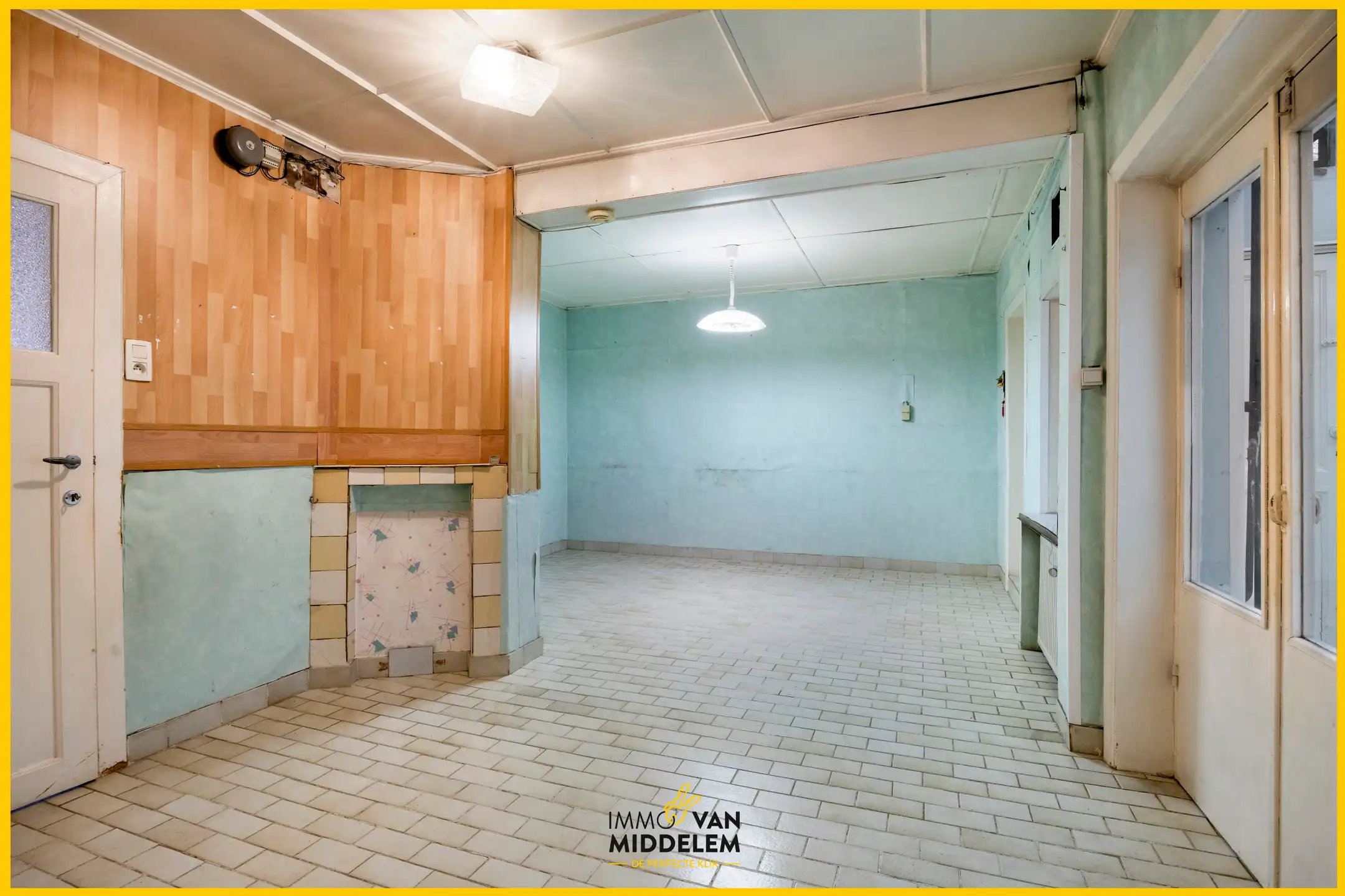 VOLLEDIG TE RENOVEREN WONING MET 5 KAMERS EN TUIN foto 7