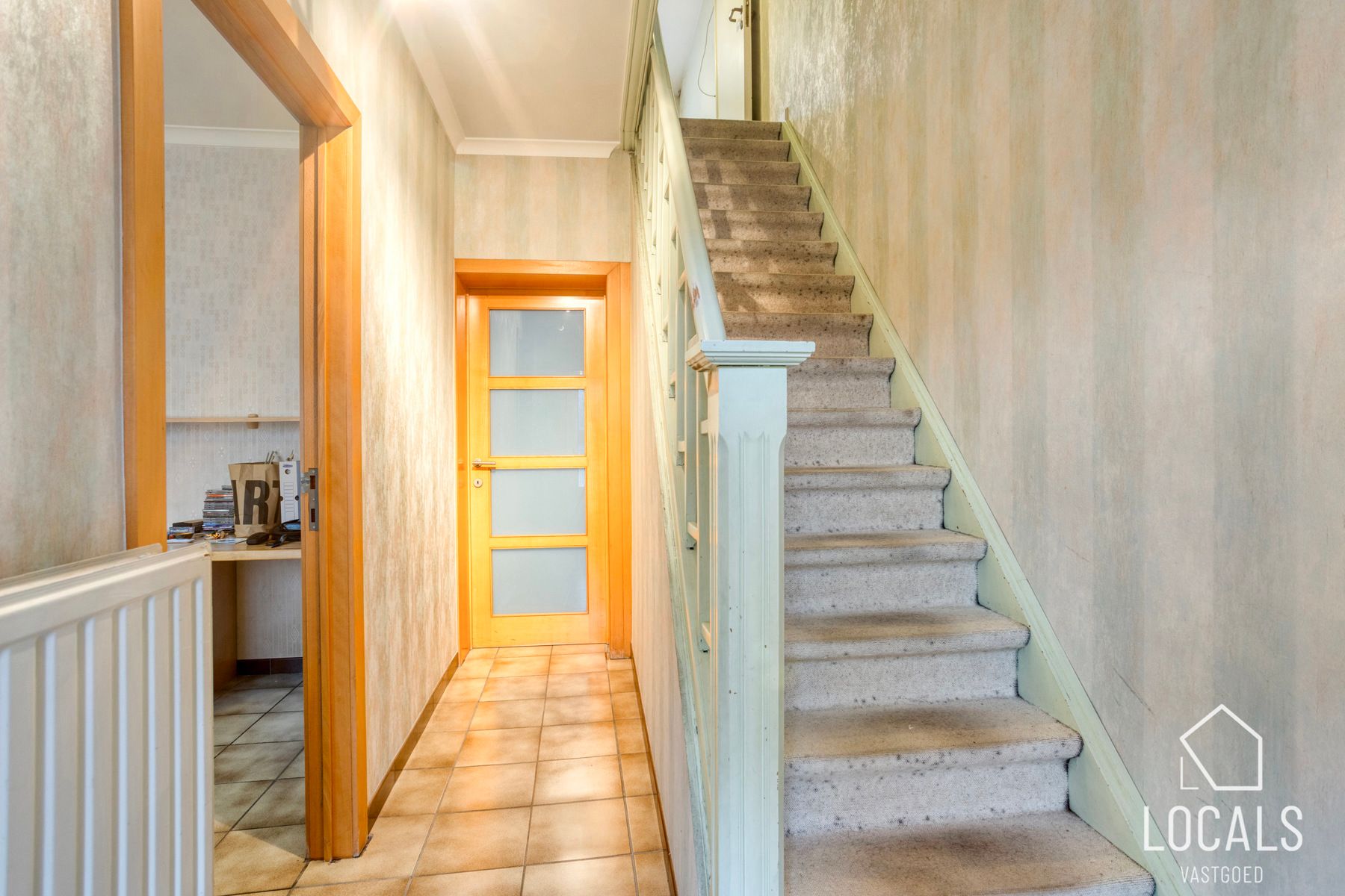 Opbrengsteigendom met woning en kantoor in centrum Haaltert foto 4