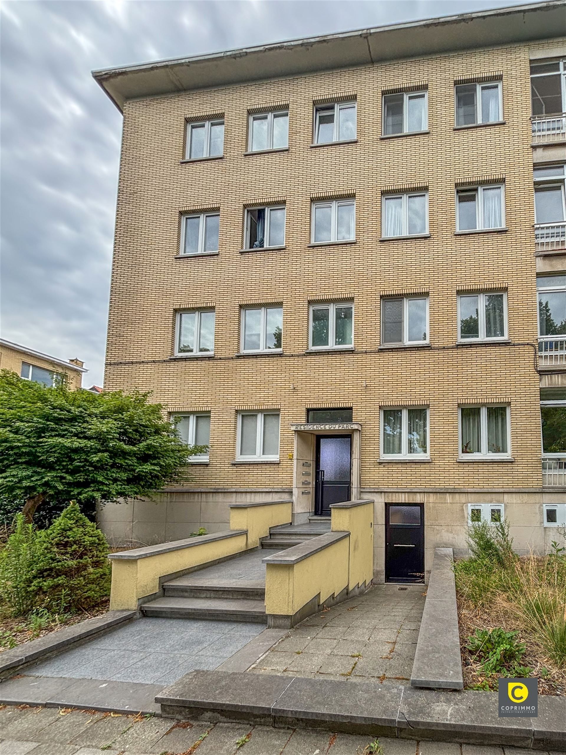 Appartement foto {{pictureIndex}}