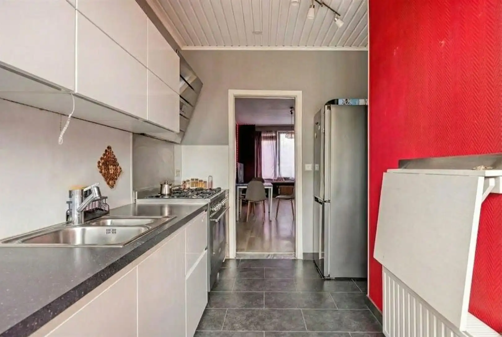 Appartement op eerste verd.-  opp. 94 m² - 2 parkeerplaatsen foto 10