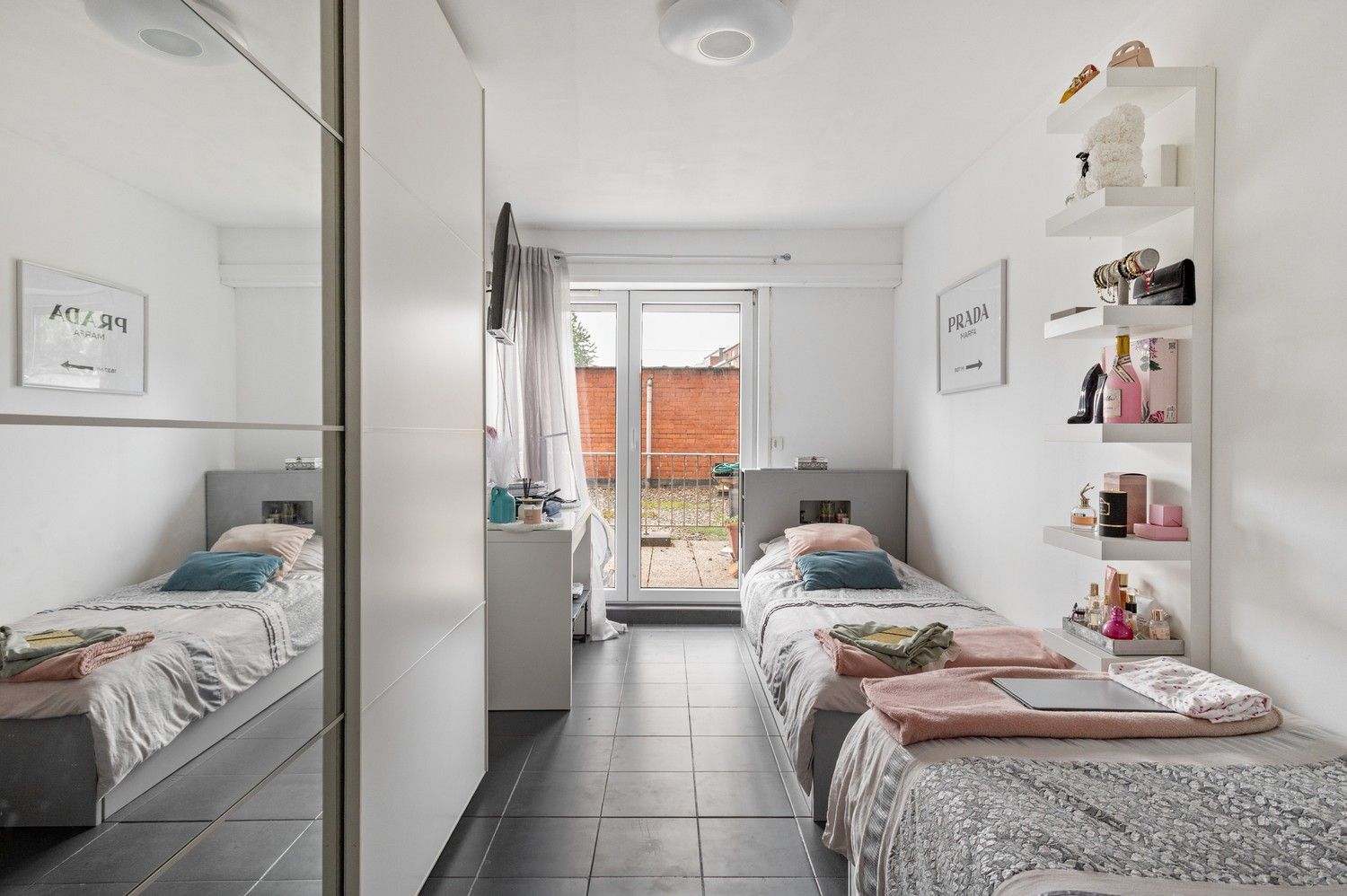 Ruim gelijkvloers appartement met 3 slaapkamers en terras in Deurne! foto 10