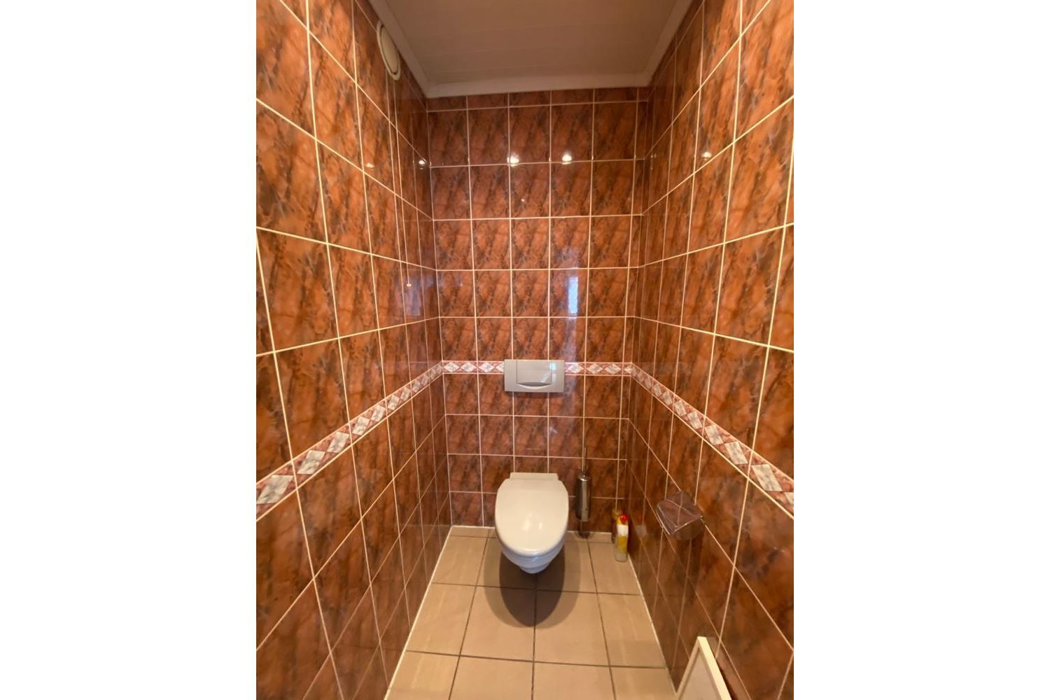 Leuk gelegen 2-slaapkamerappartement foto 14