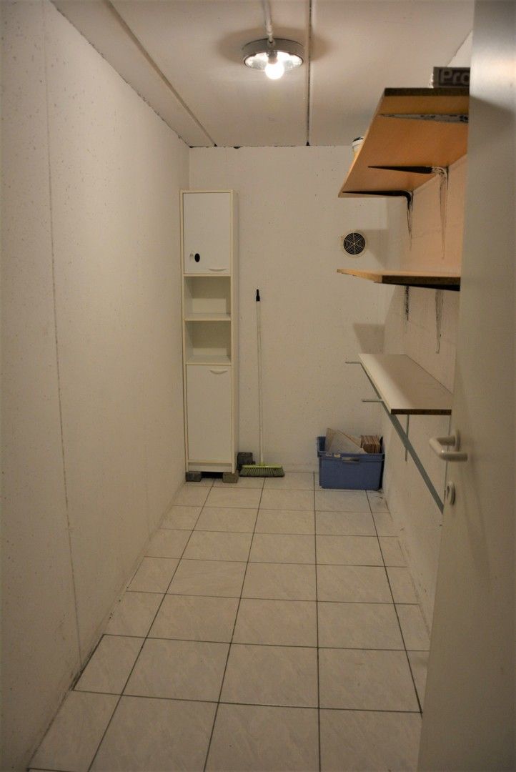 Appartement met twee slaapkamers, terras en parkeergarage foto 16