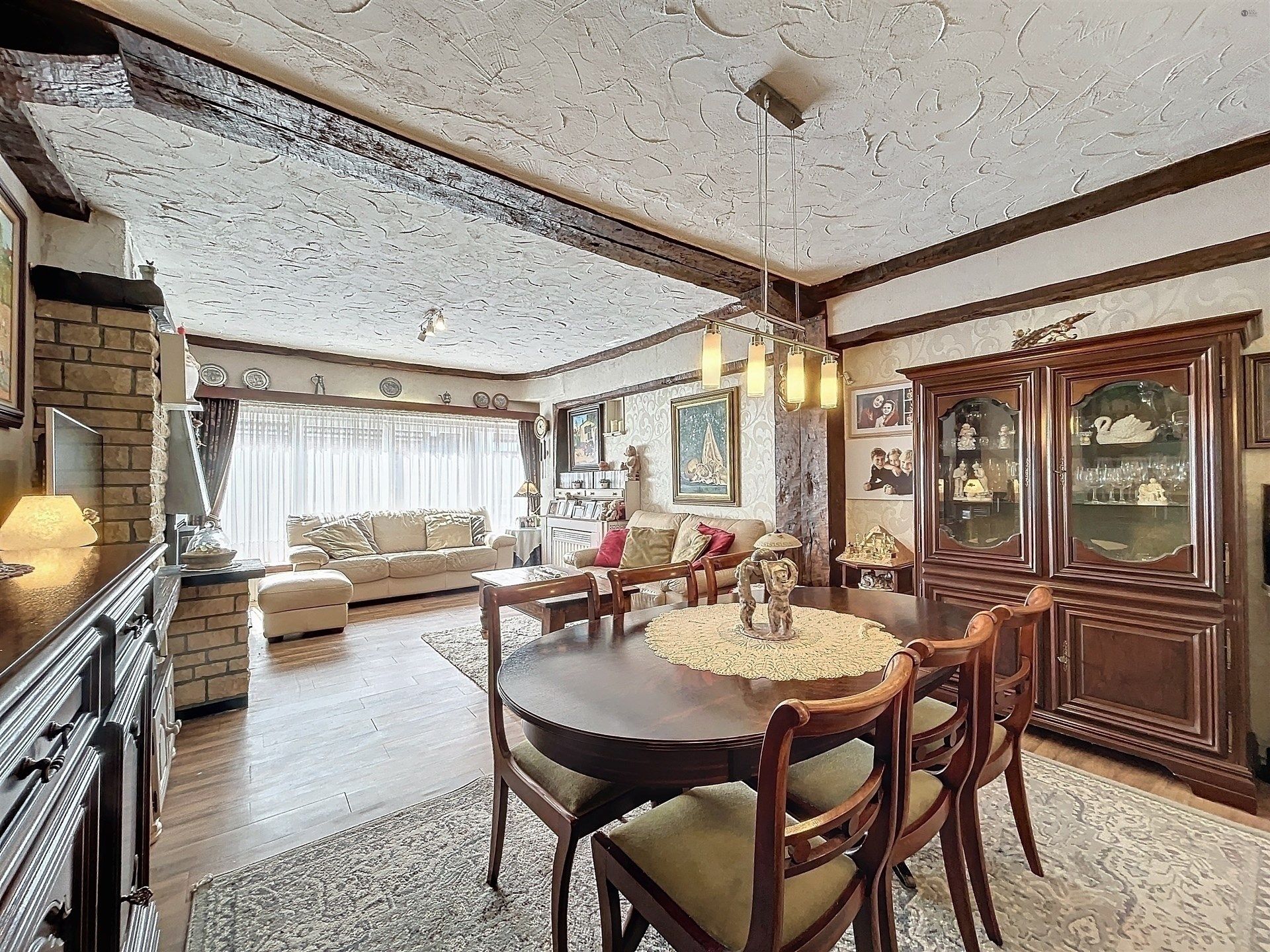 Instapklare woning met 236m² bewoonbare oppervlakte en garage op perceel van 217m²  foto 6