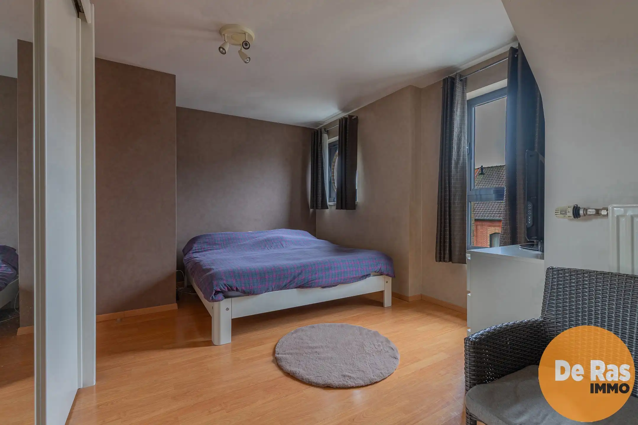 DENDERHOUTEM - Bel - etage met 3 slpk, tuin en ruime garage foto 10