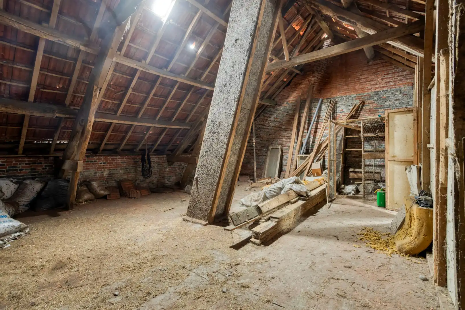 Te renoveren hoevewoning, landelijk gelegen op een uniek perceel van 1.924  m² ! foto 18