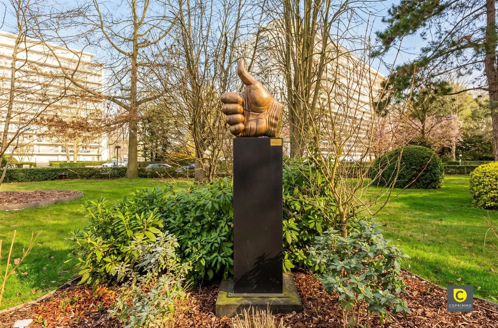 Lichtrijk dakappartement met ruim terras foto 9