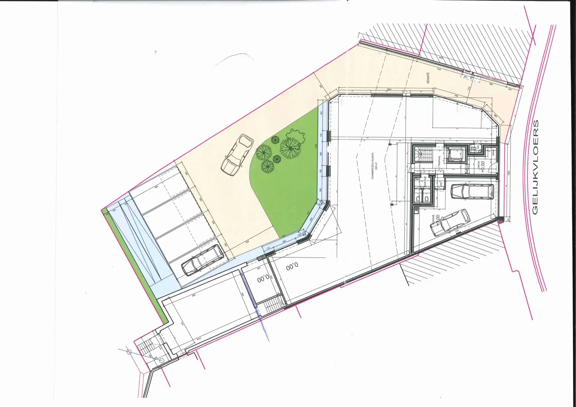 Nieuwbouw handelsruimte op commerciële liggen in het centrum! foto 19