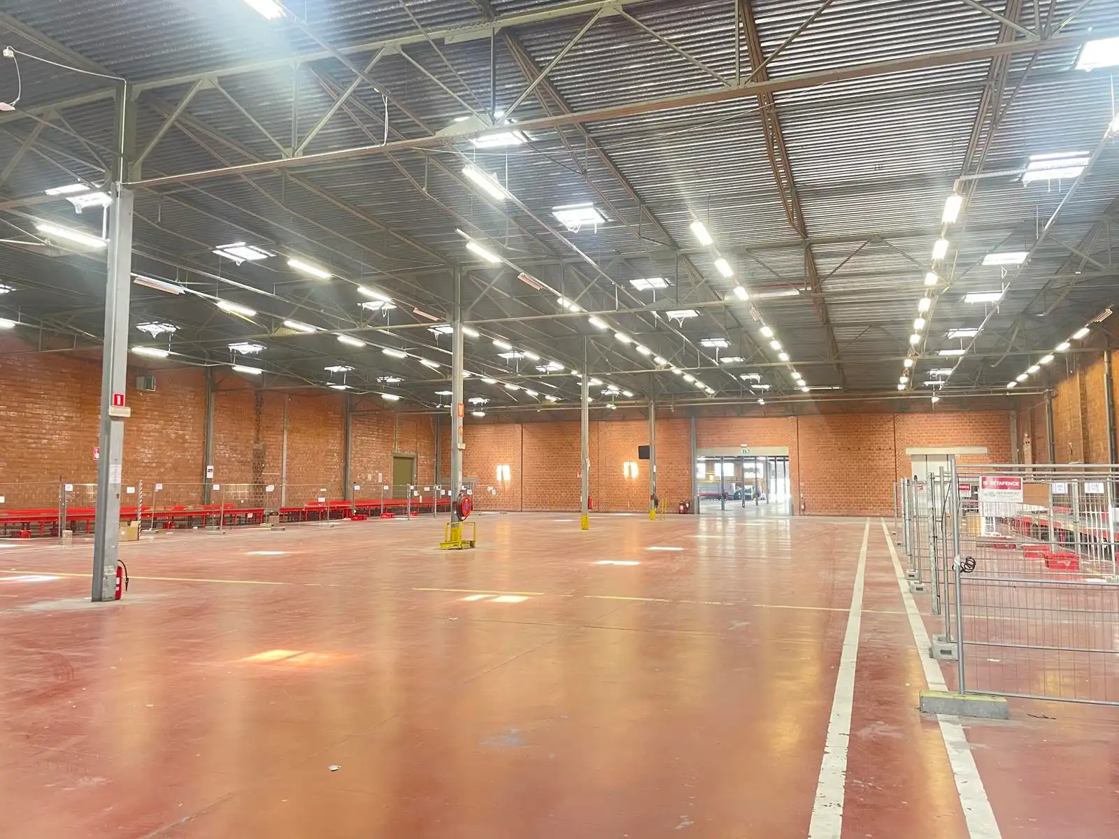 Logistieke loods van ca. 6.500 m² nabij de E19  foto 6