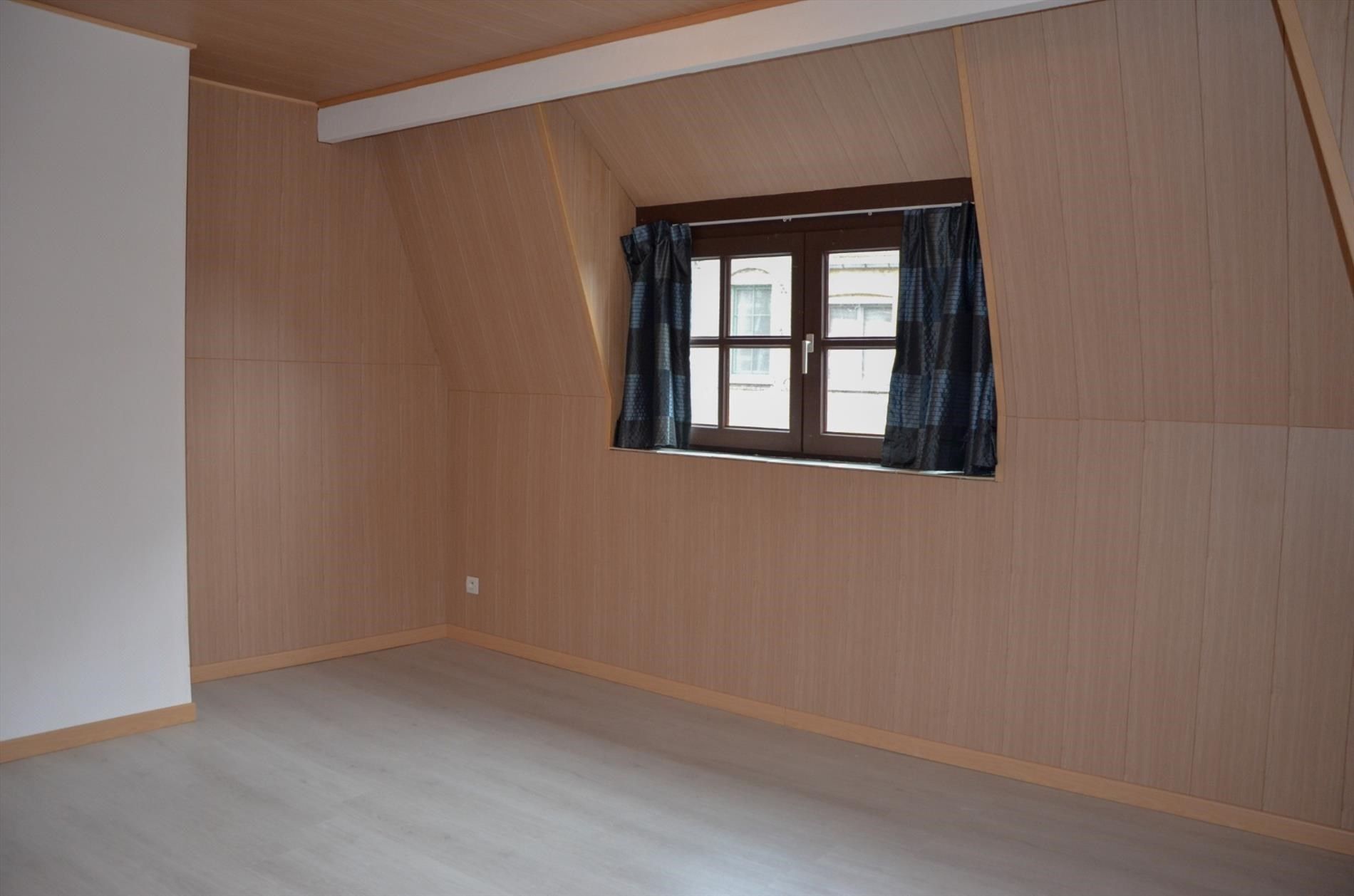 Hoekwoning met 2 slaapkamers en koertje. foto 14