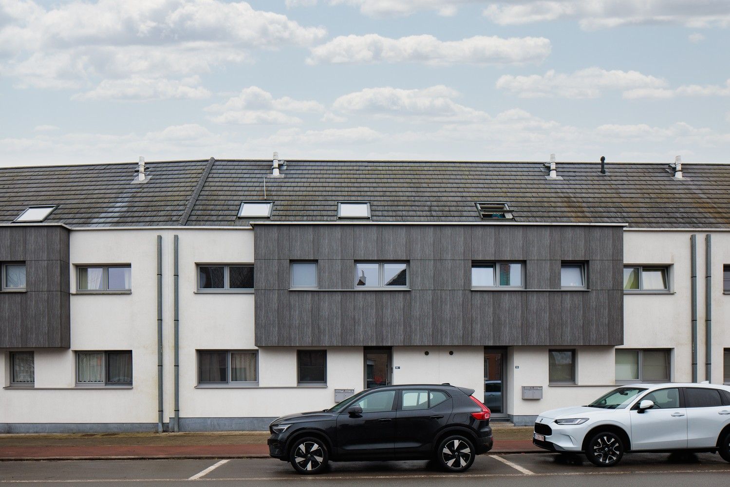 Zeer ruim en energiezuinig appartement met garage foto 25