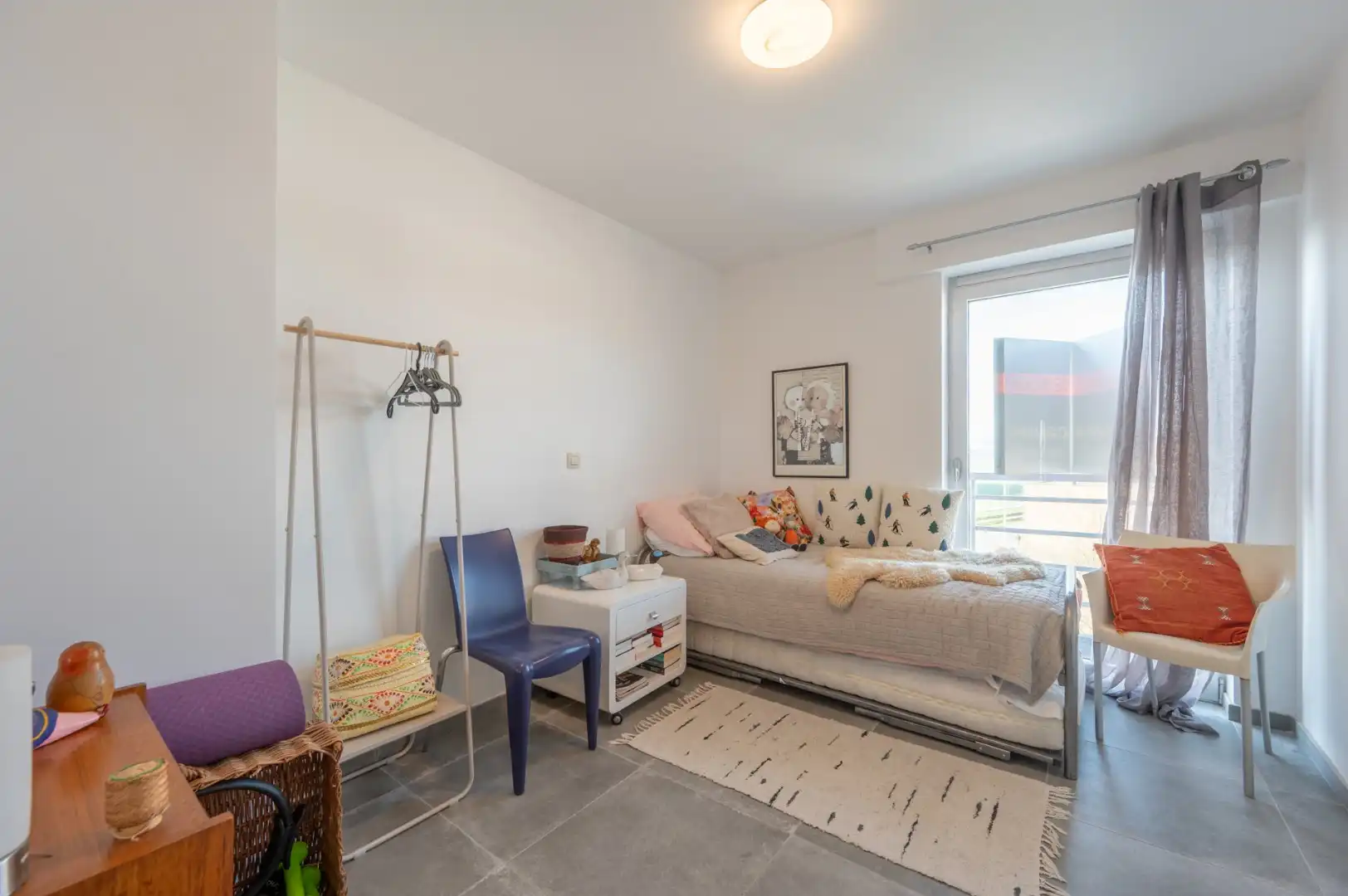 Instapklaar appartement met terras en autostaanplaats incl foto 12