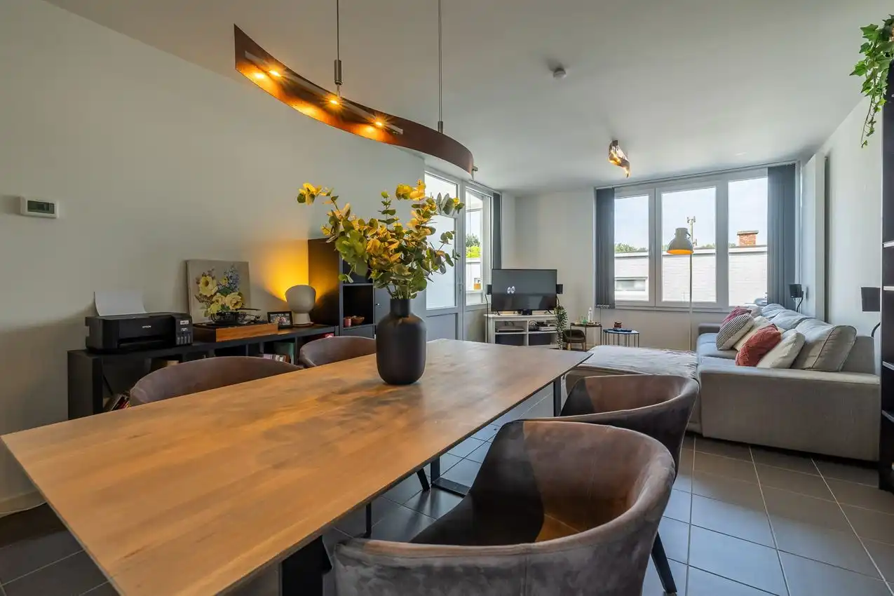 Gunstig gelegen woning, gelijkvloers, 2 slpk, omheinde tuin, garage foto 11
