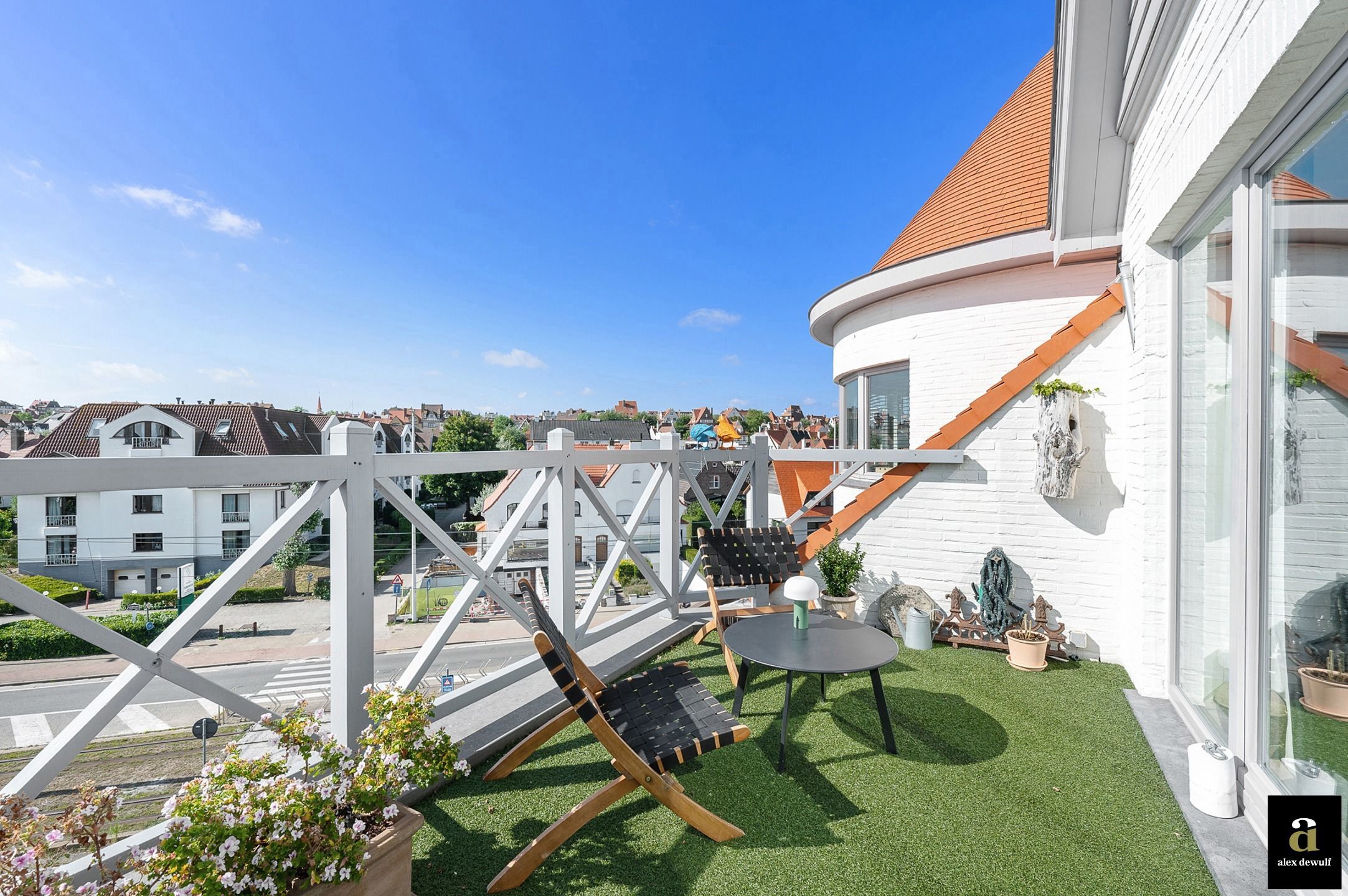 Ruim en licht dakappartement met groot terras te Duinbergen  foto 34