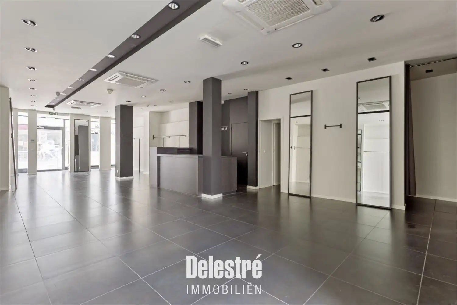 MODERN INSTAPKLAAR COMMERCIEEL GELIJKVLOERS BEVERSTRAAT foto 10