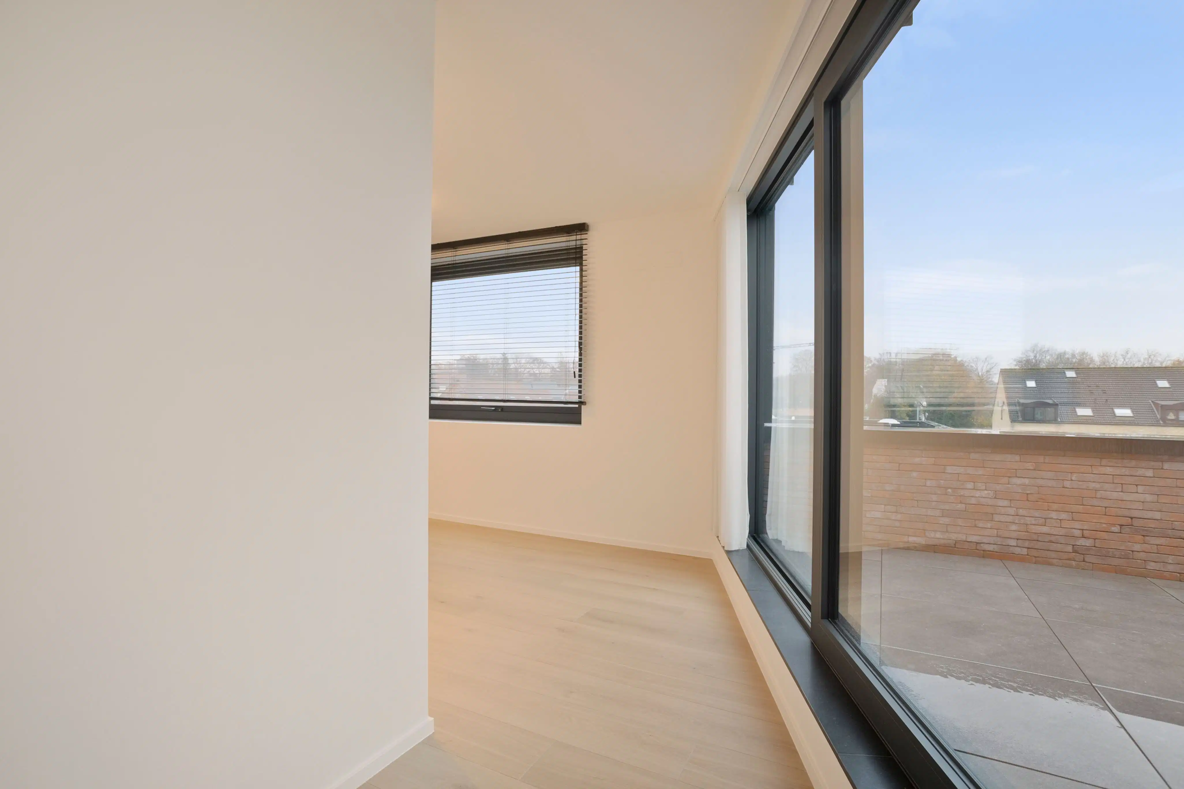 Appartement Te Huur foto 8