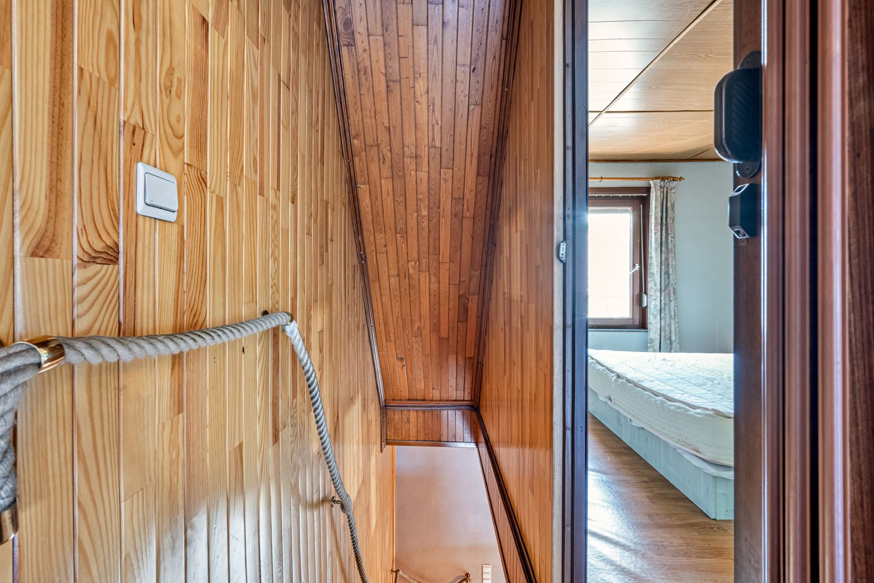 Te renoveren woning met stadstuin & 3slpks foto 18