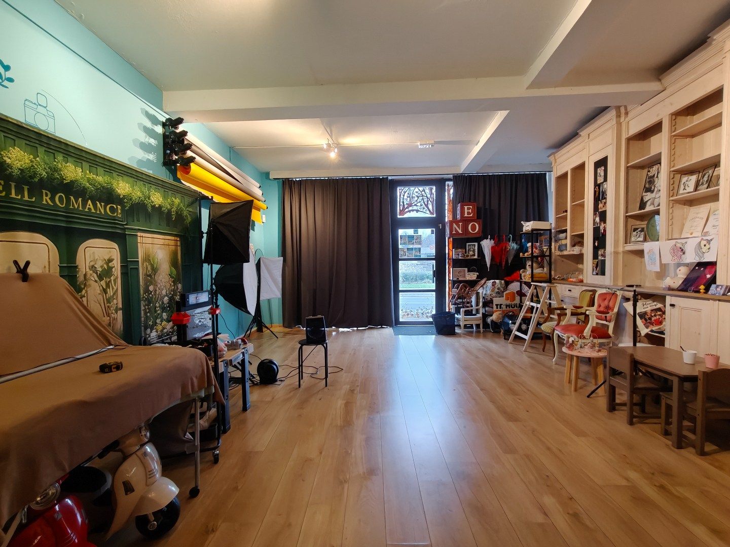 Veelzijdige en instapklare handelsruimte te Lokeren/ Zeveneken foto 3