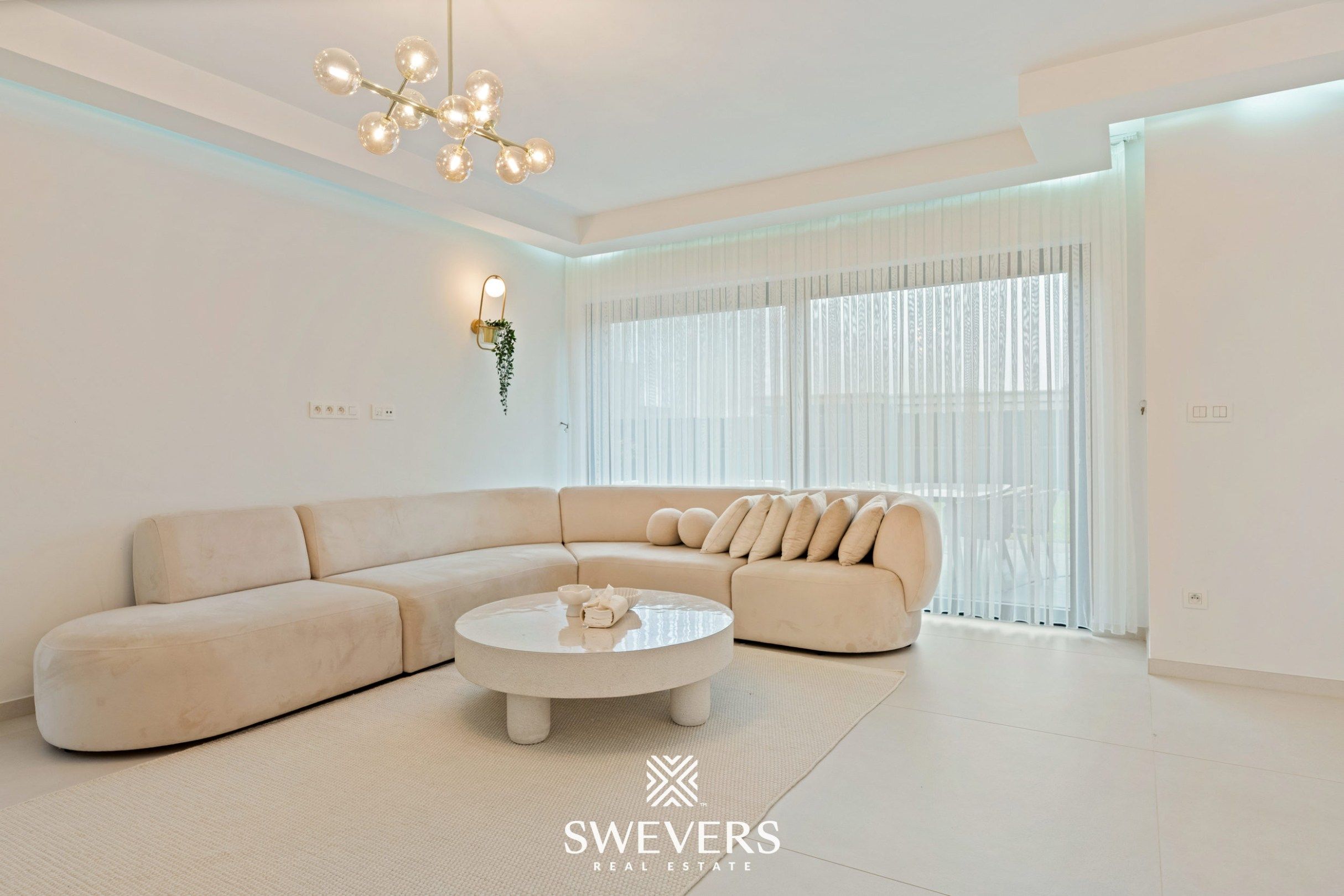 Instapklare, energiezuinige gezinswoning van 224m² te Beringen foto 3