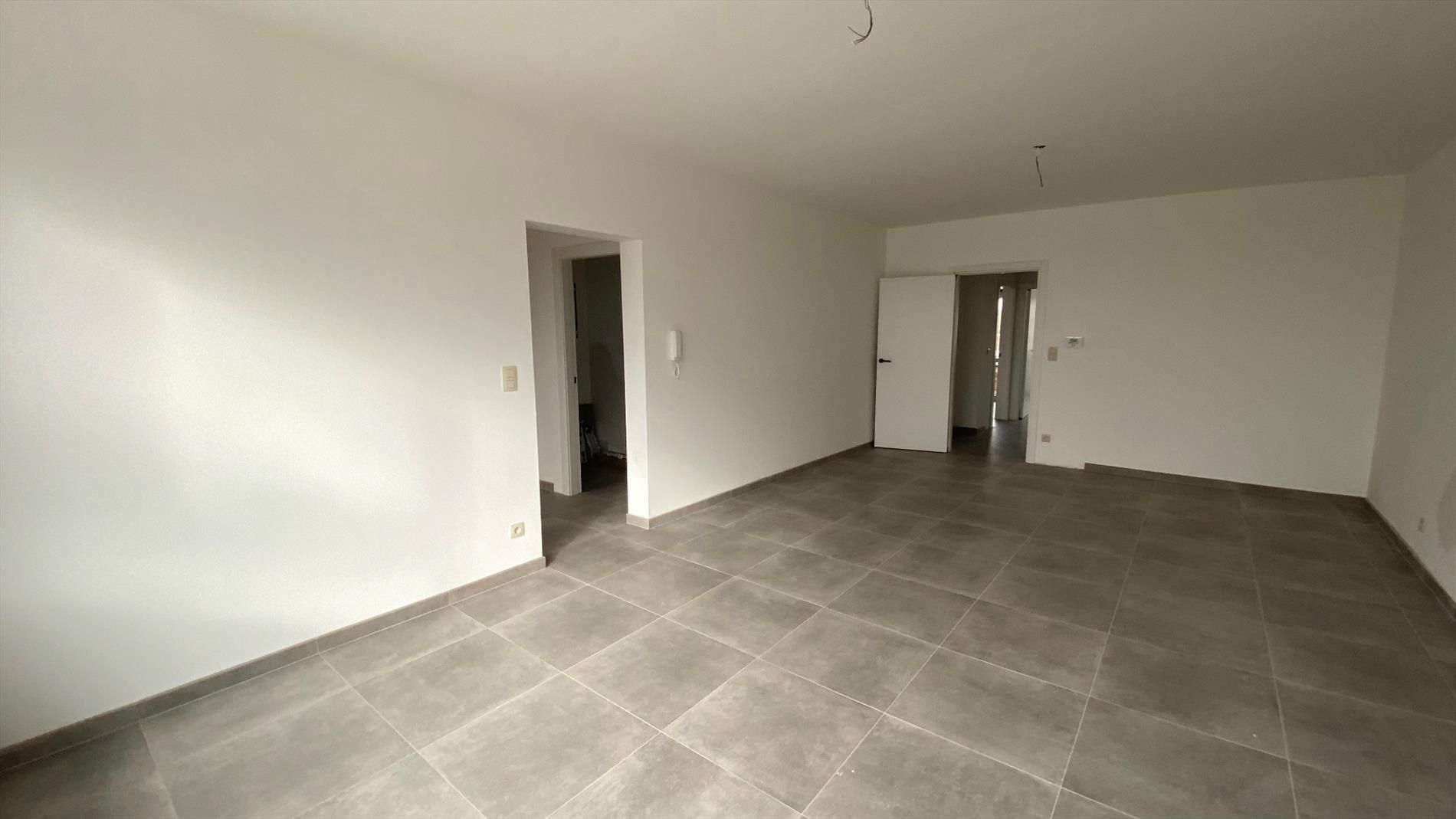 Verzorgd appartement met terras en garage te Lokeren foto 3