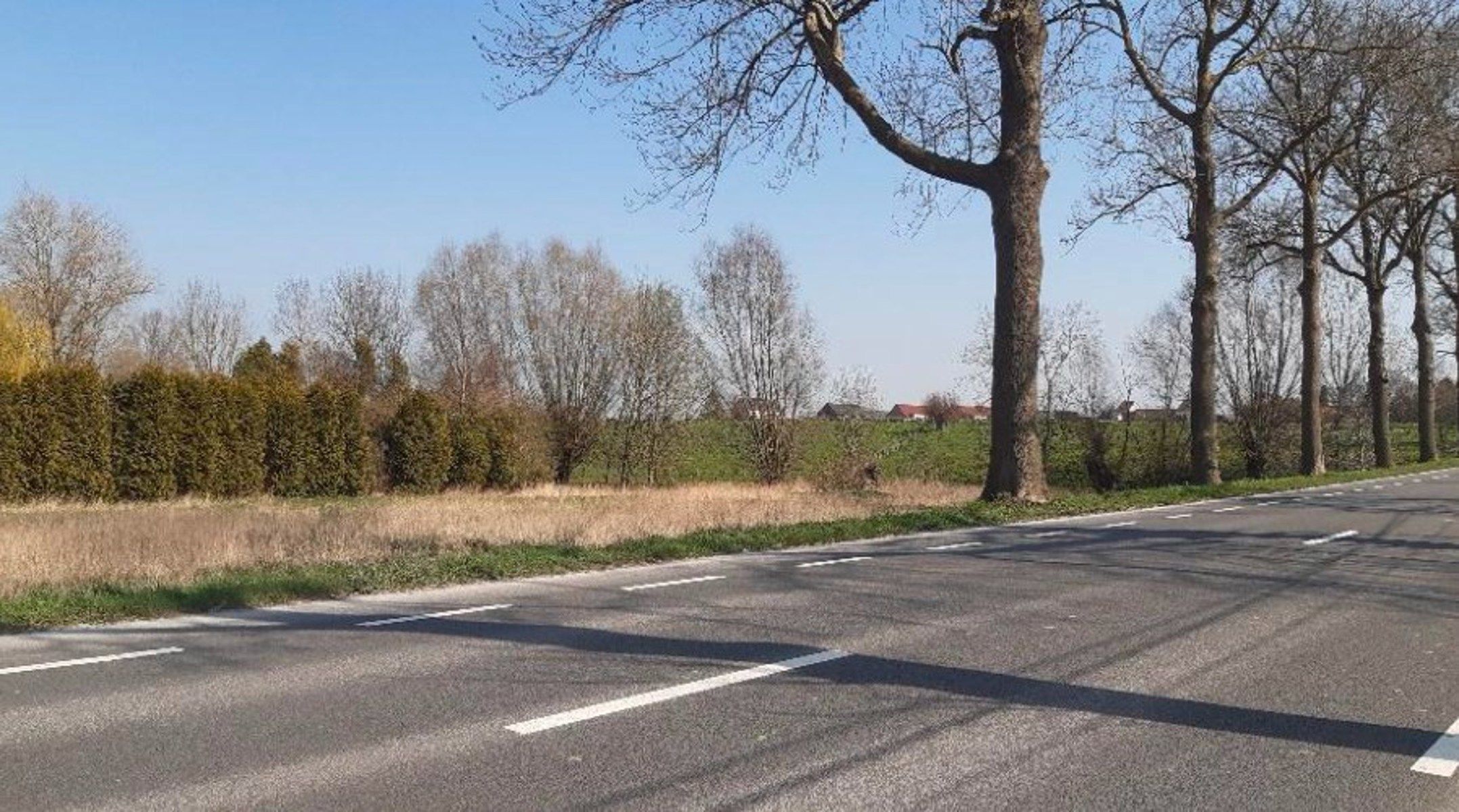 Projectgrond voor 8 woningen met goedgekeurde vergunning foto 1