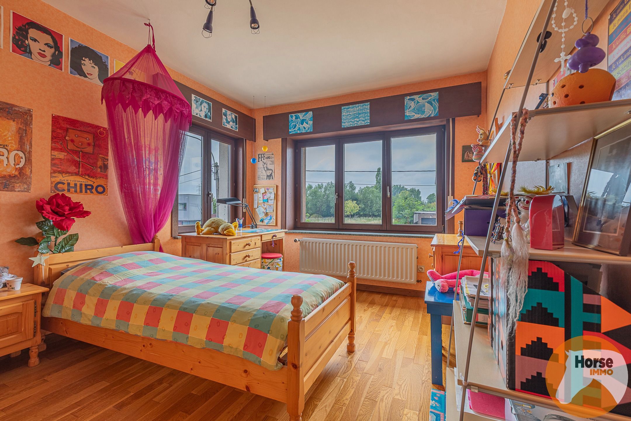 ERPE-MERE - Goed onderhouden woning met magazijn en serres foto 16