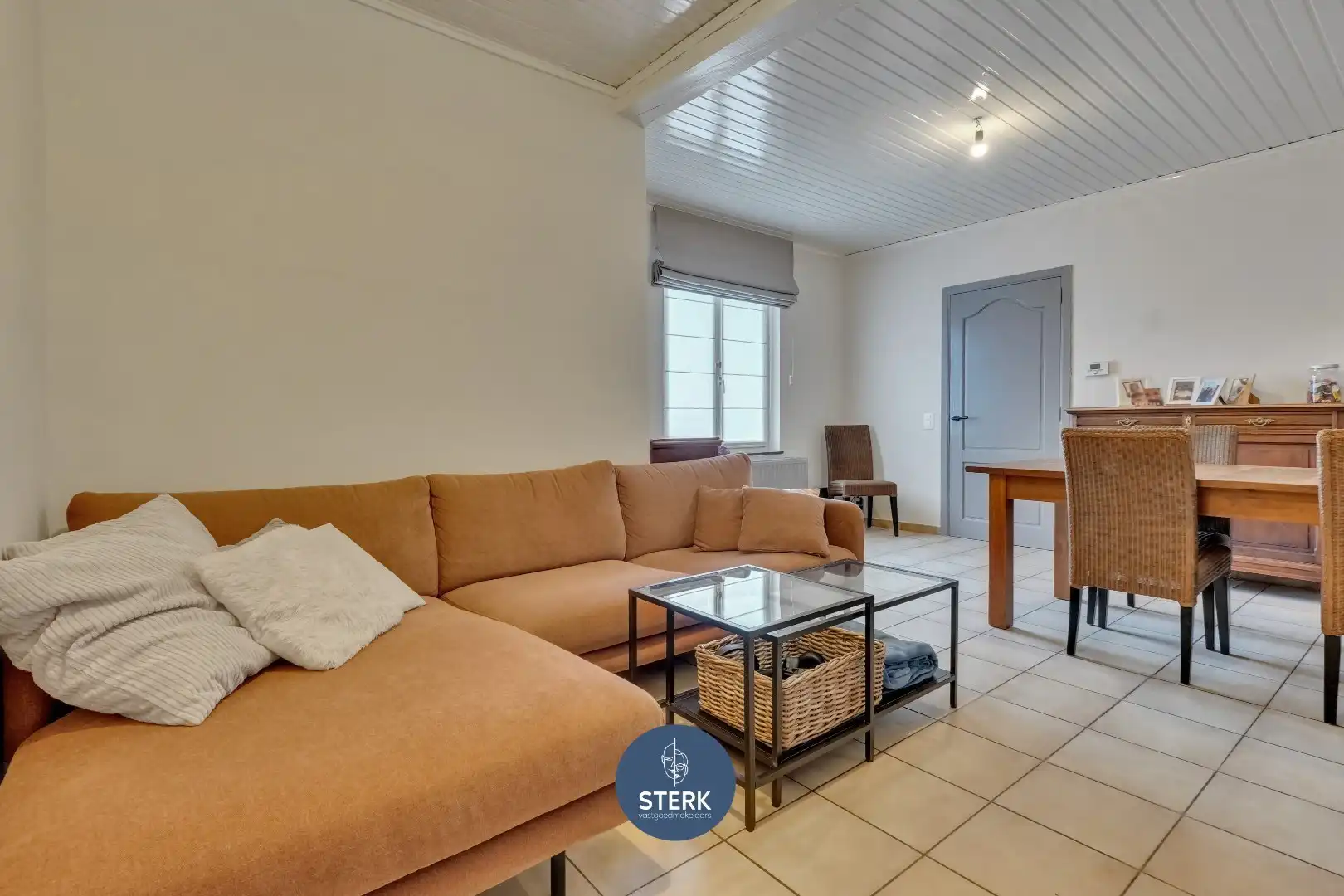 CHARMANTE GEZINSWONING MET 3 SLPKS IN HARTJE OUD-REKEM !  foto 2